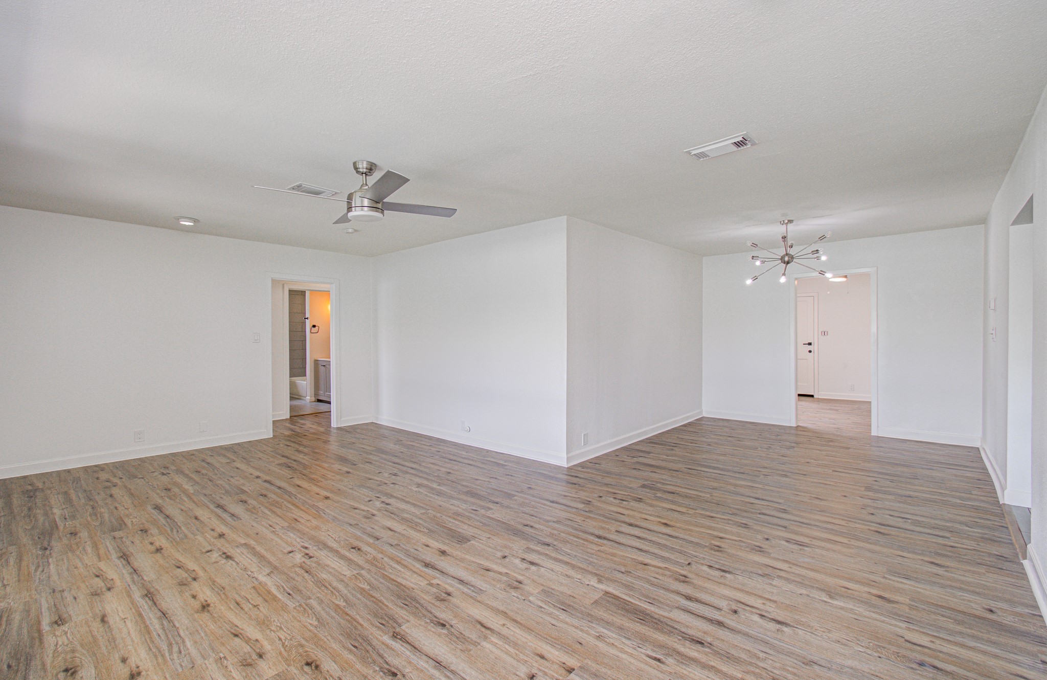 709 S Mccarty Avenue Property Photo 12
