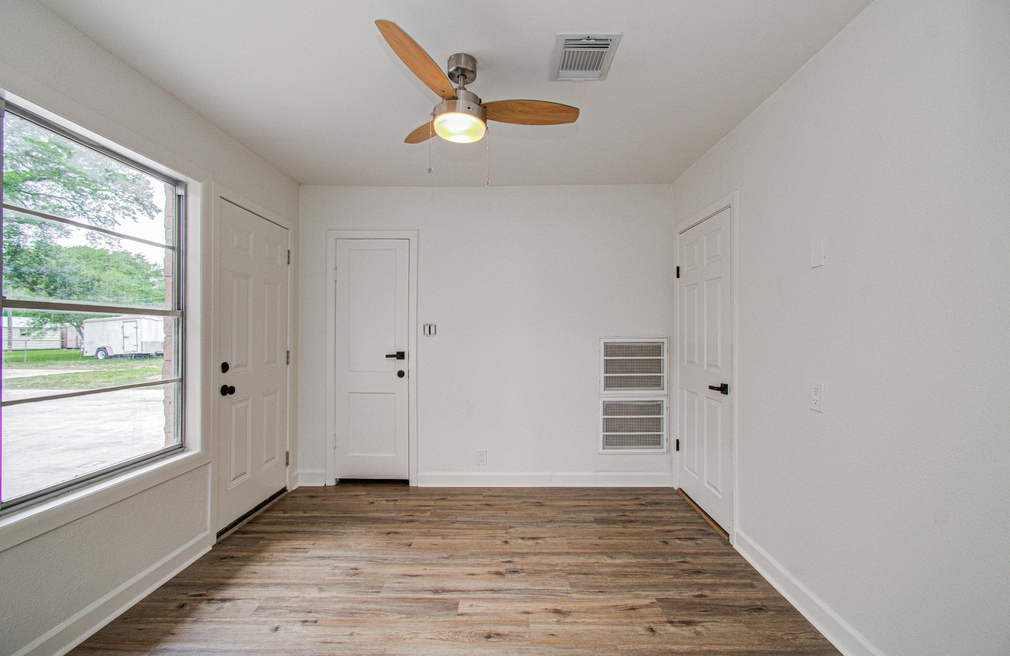 709 S Mccarty Avenue Property Photo 16