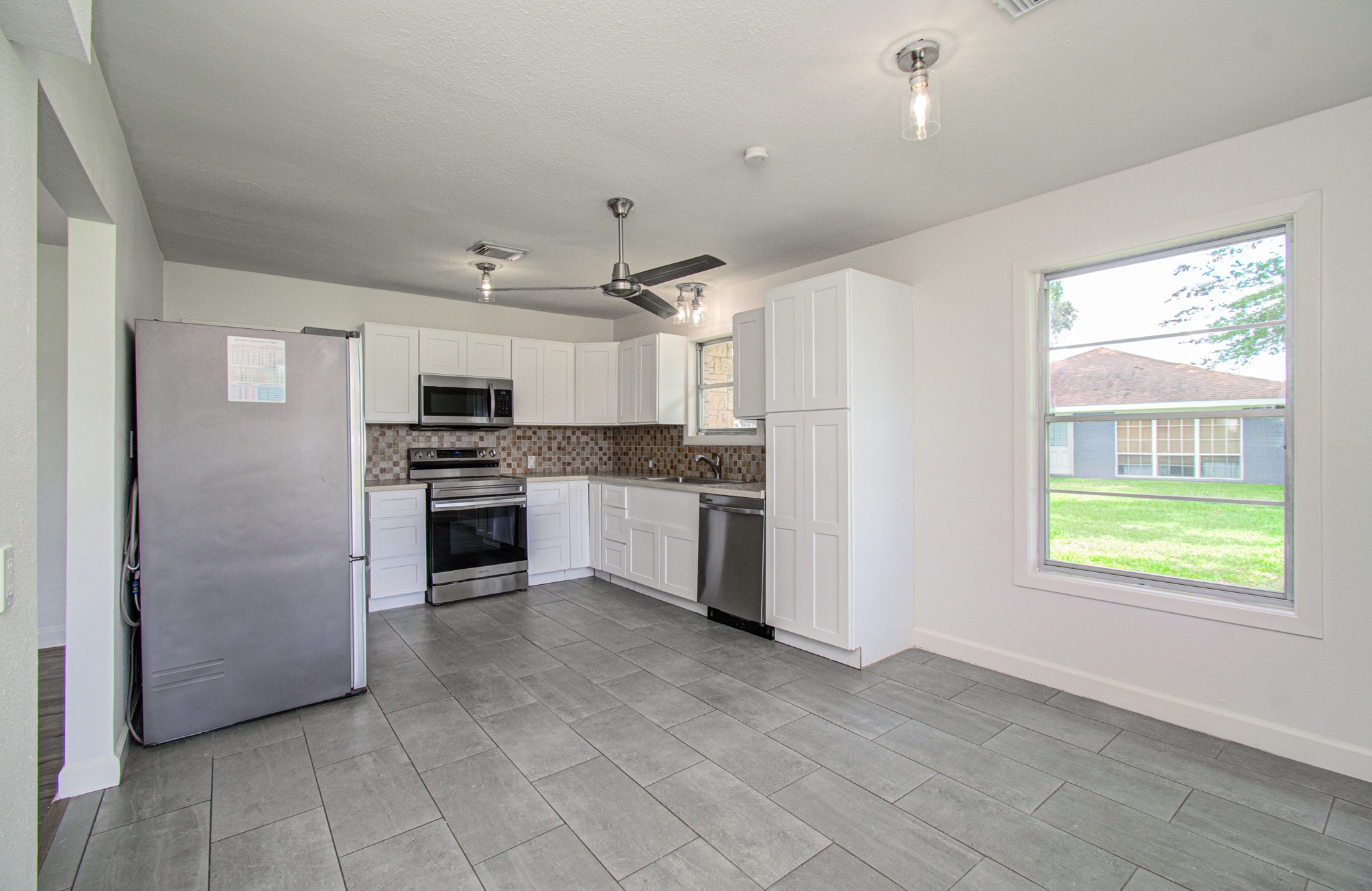 709 S Mccarty Avenue Property Photo 20