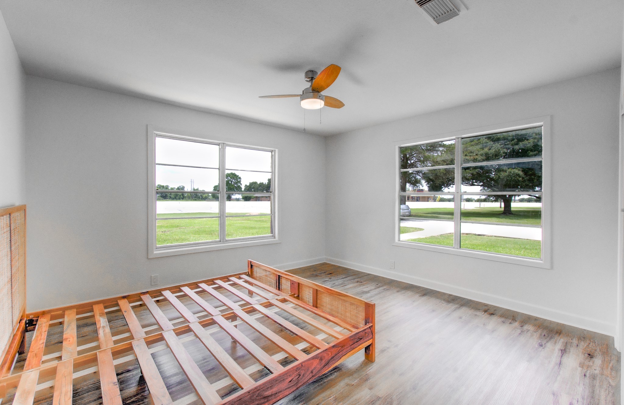 709 S Mccarty Avenue Property Photo 28