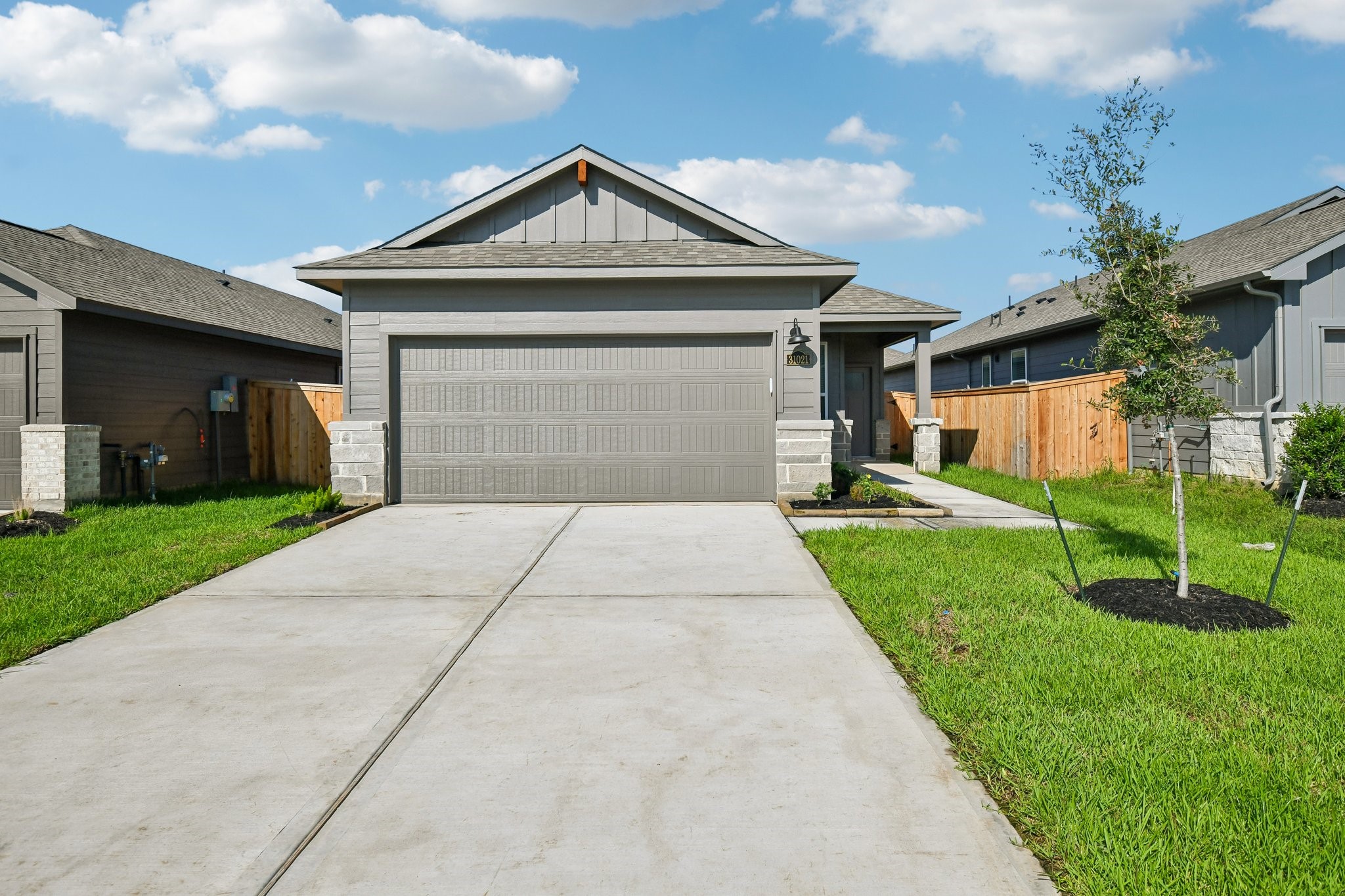 31021 Rivage Beach Drive Property Photo 2