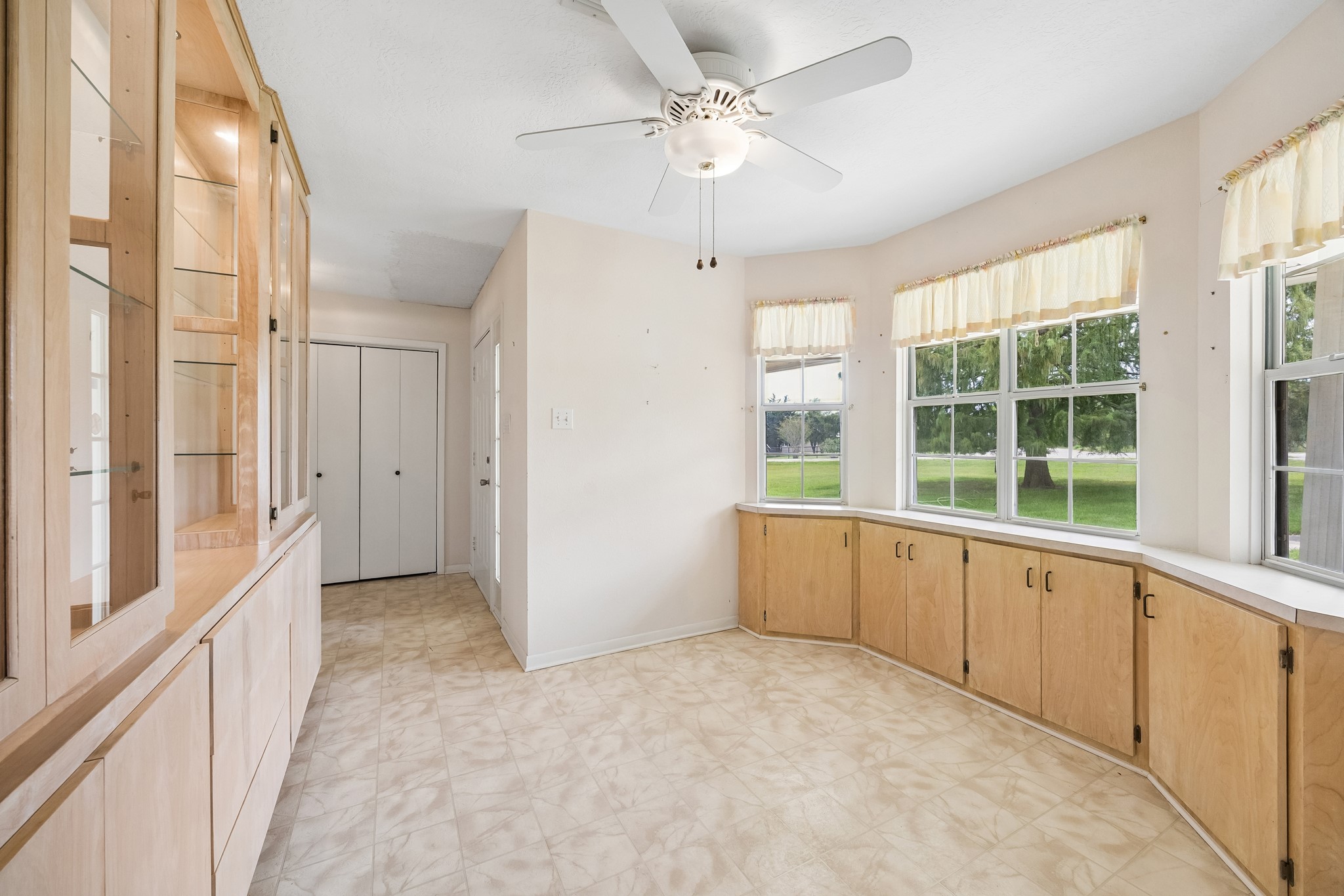 8225 Clarann Lane Property Photo 6