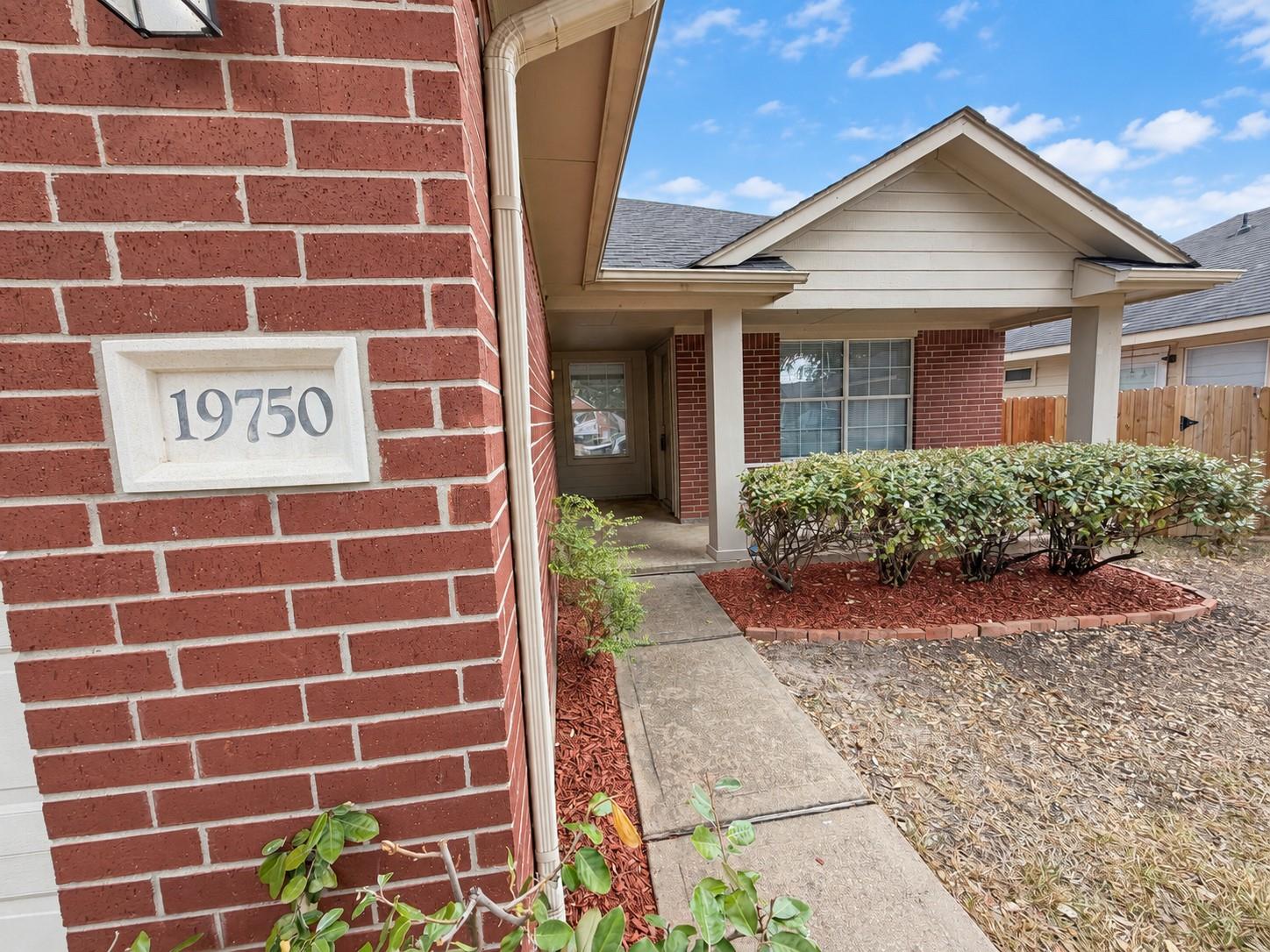 19750 River Pointe Lane Property Photo 4
