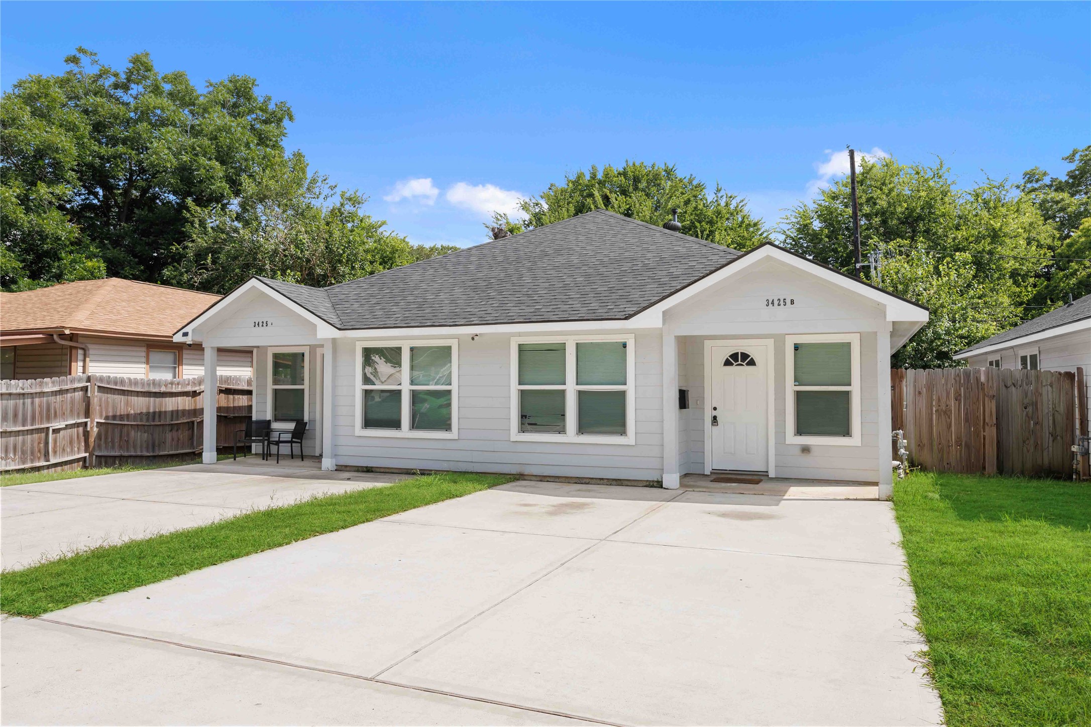 3425 Mount Pleasant Street B Property Photo 1