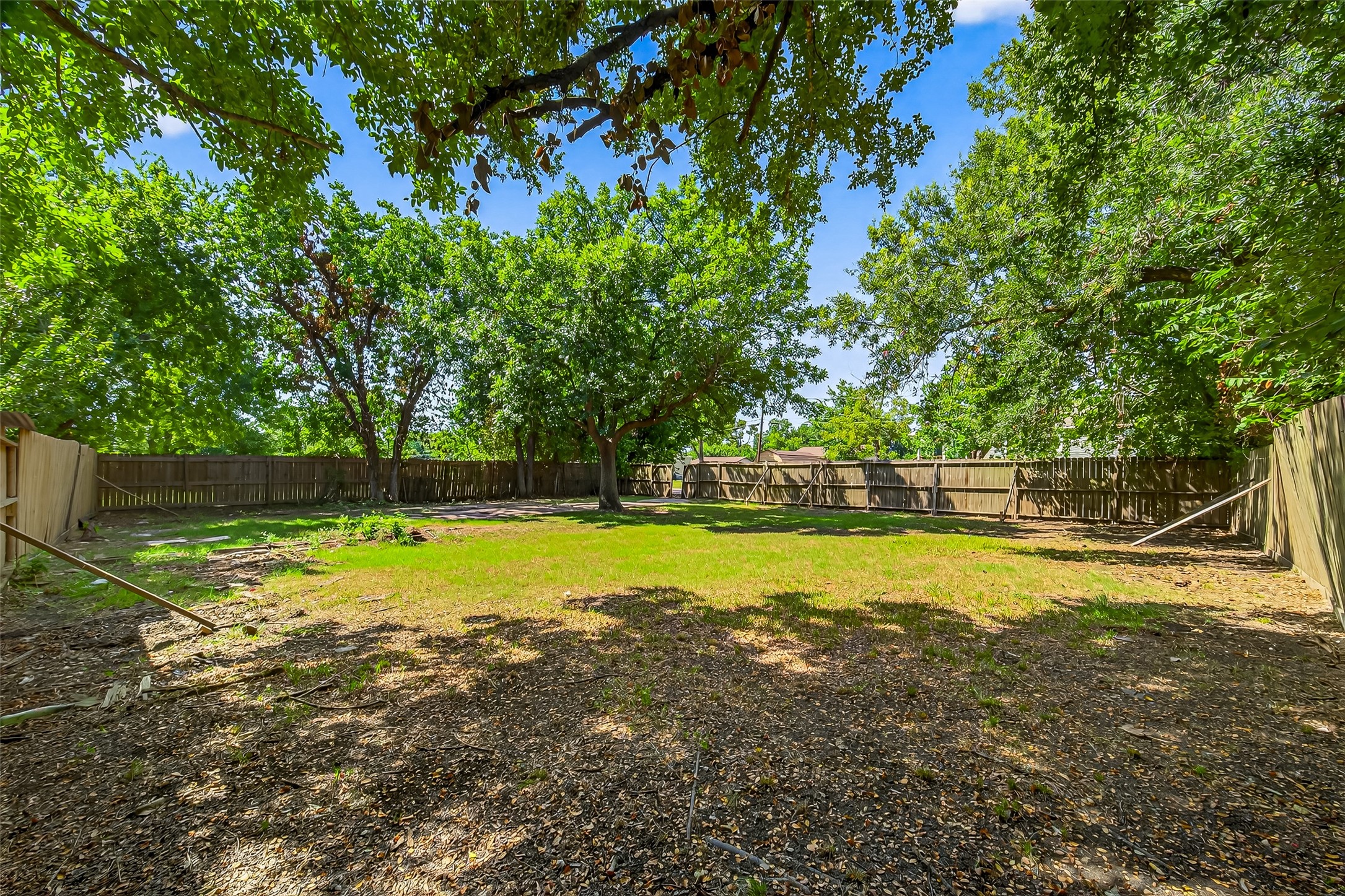 1607 W Gulf Street Property Photo 6