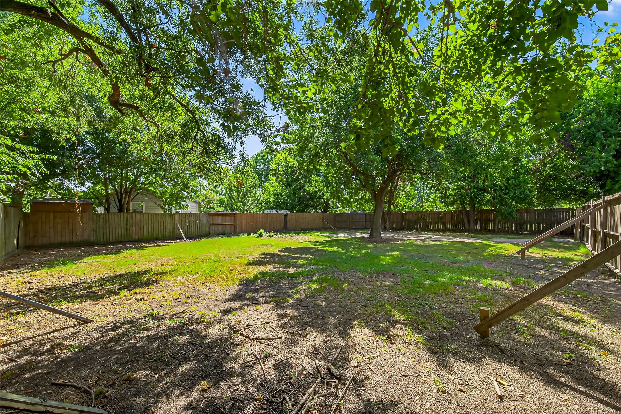 1607 W Gulf Street Property Photo 9