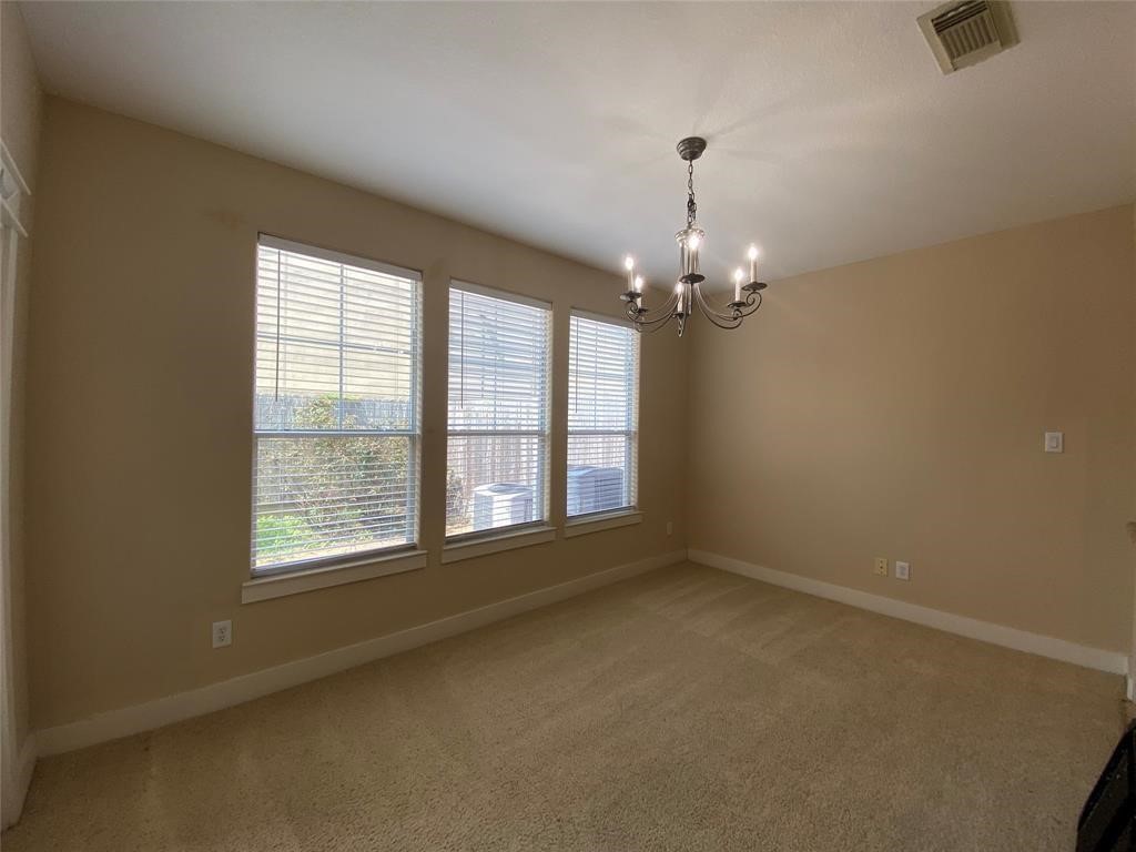 2833 Seaside Drive Property Photo 5