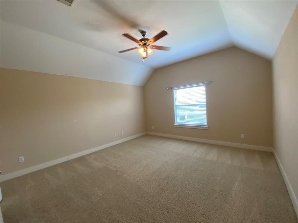 2833 Seaside Drive Property Photo 6