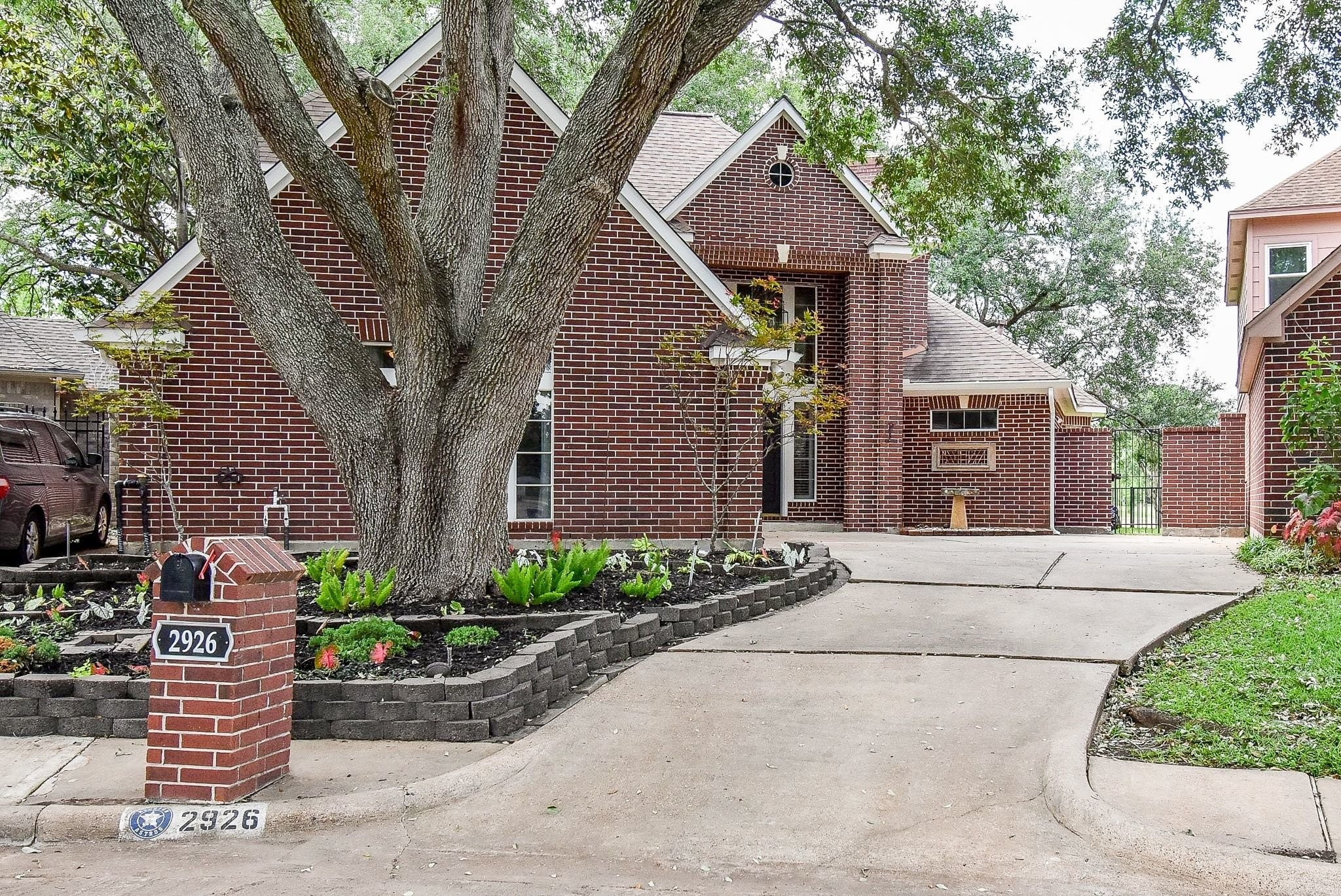 2926 Carnoustie Drive Property Photo 1