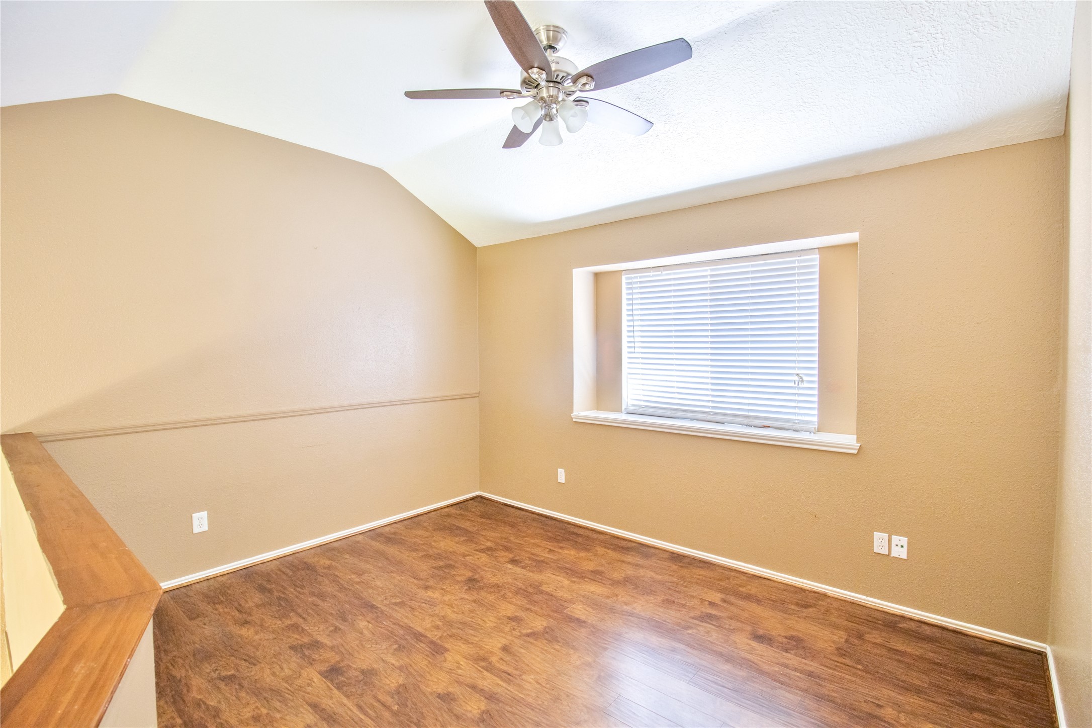 22902 Cabanna Road Property Photo 8