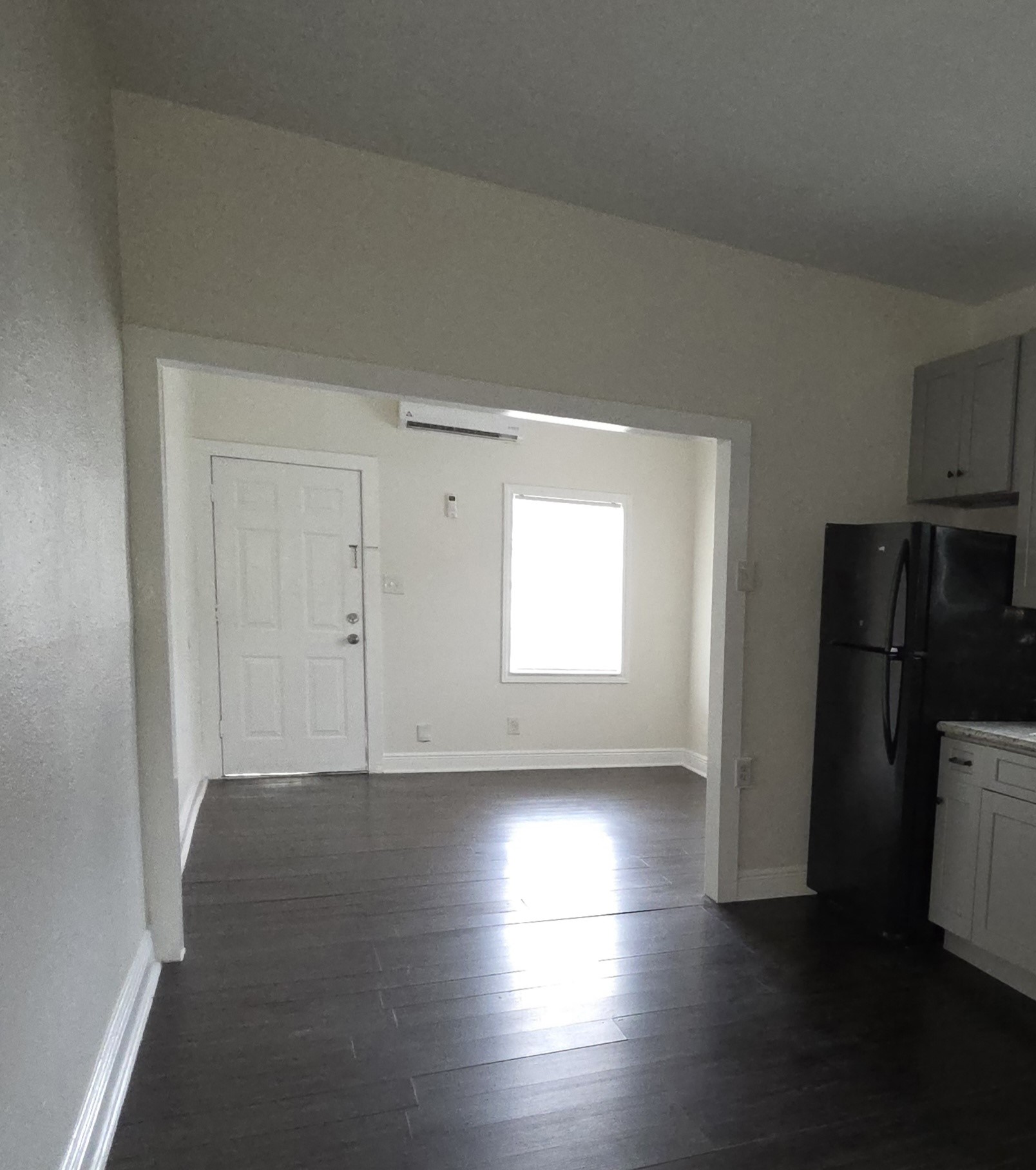 7902 Hudson Street B Property Photo 3