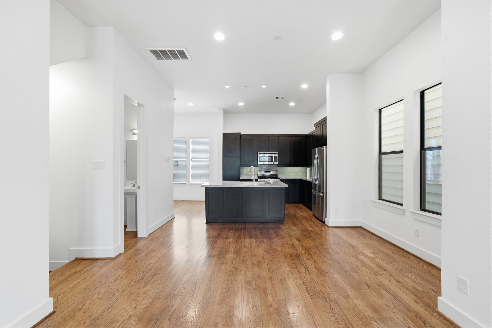 1206 Delano Street Property Photo 9