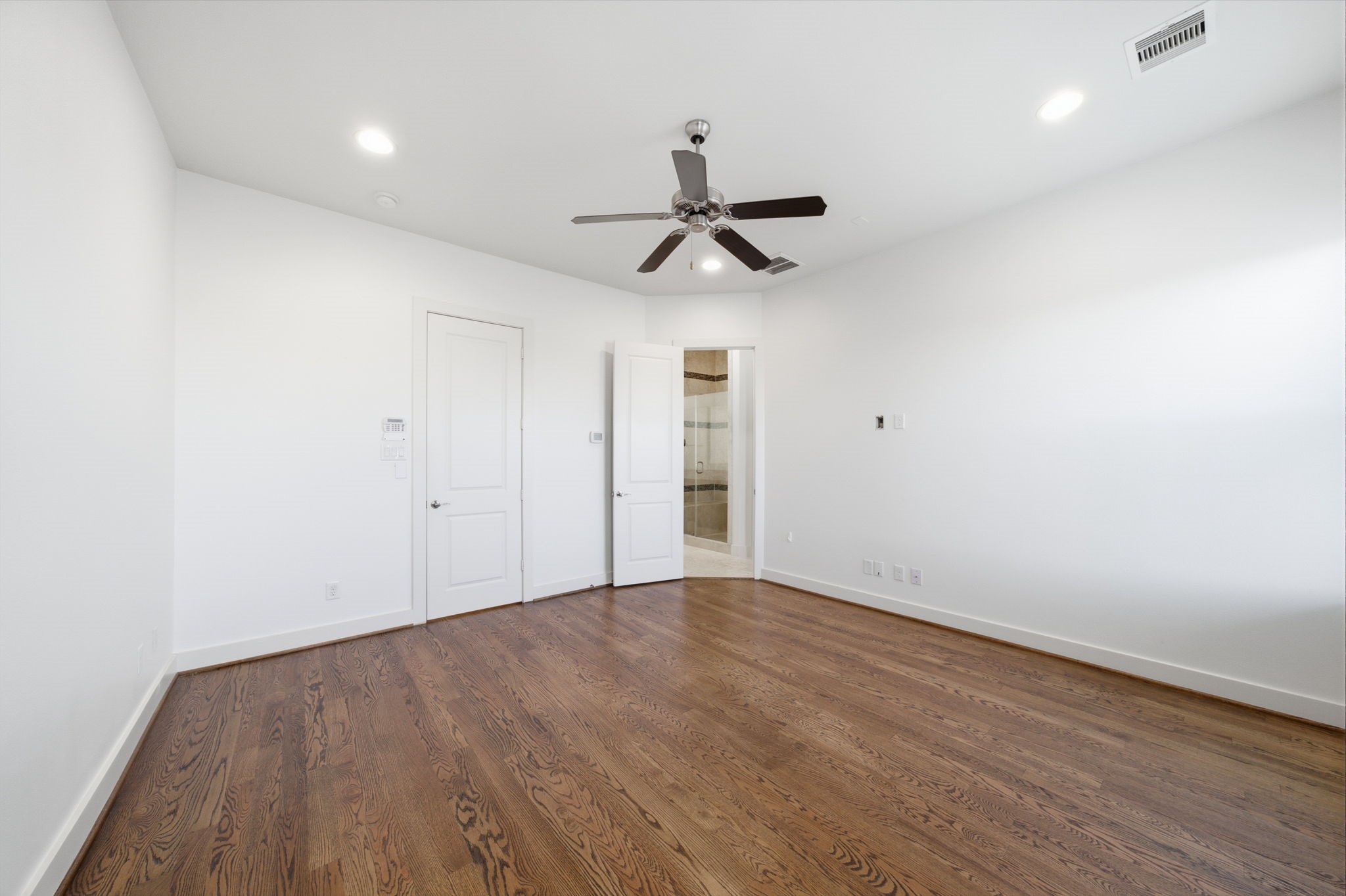 1206 Delano Street Property Photo 17