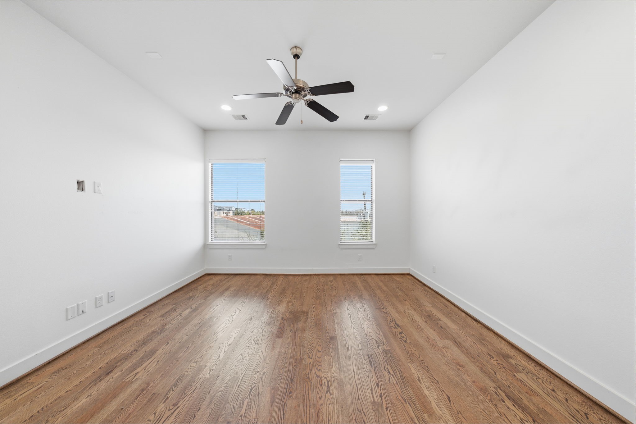 1206 Delano Street Property Photo 18