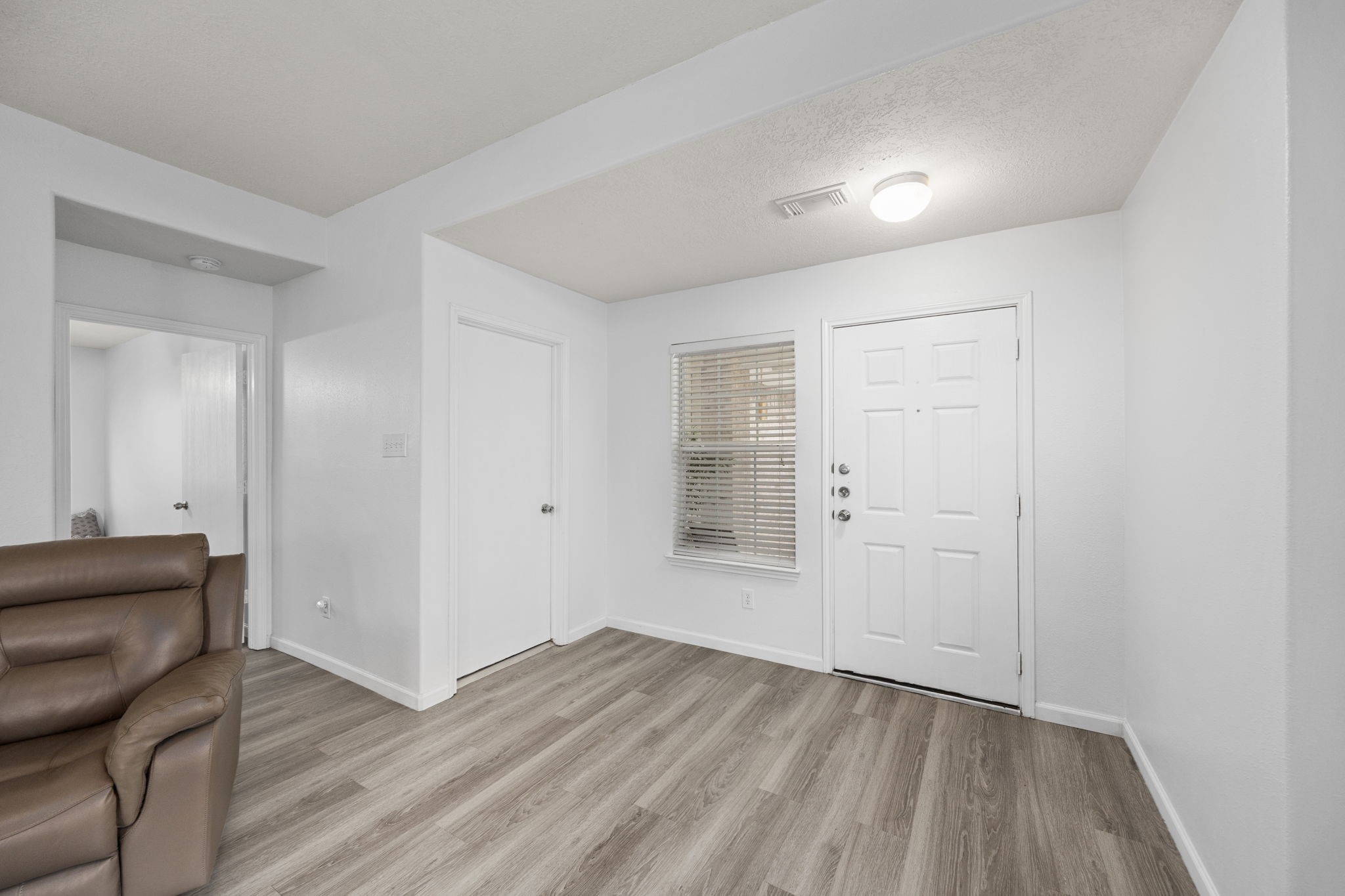 19330 Montclair Meadow Lane Property Photo 6