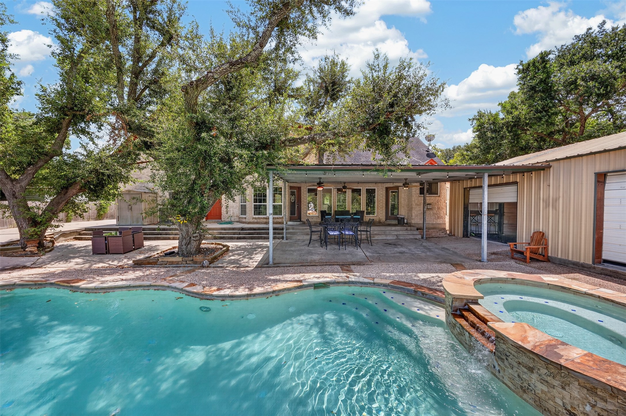 8618 Highway 6 Property Photo 43
