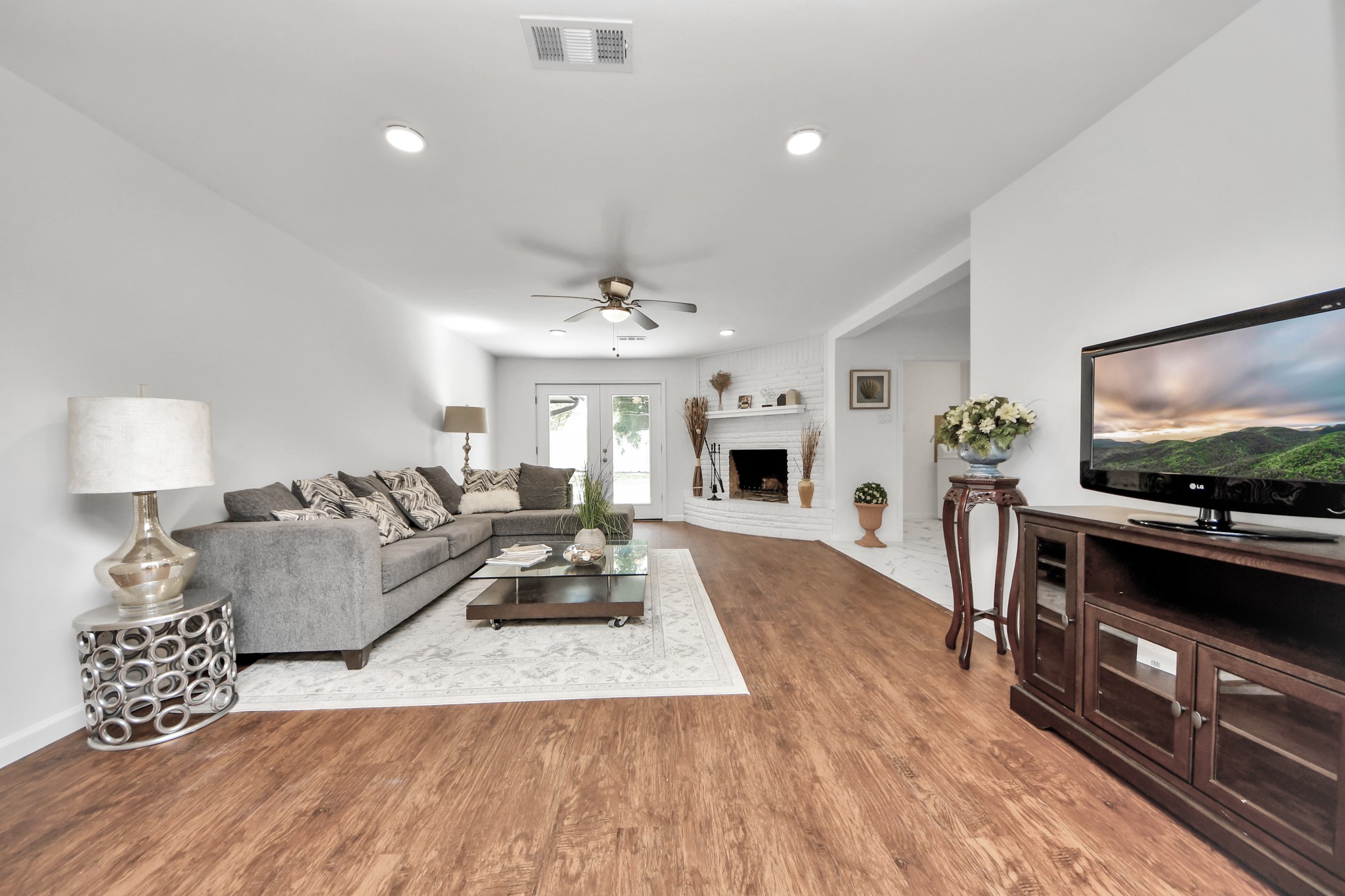 5823 Mcknight Street Property Photo 13