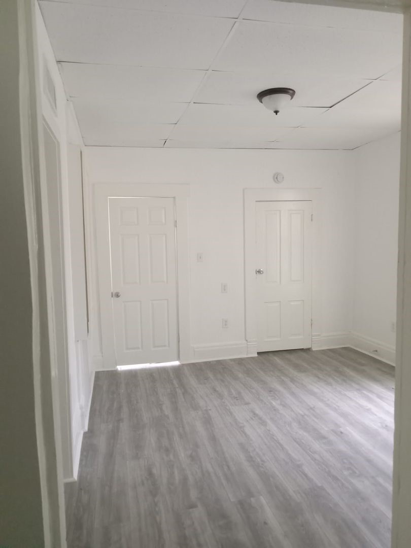 690 Avenue E Property Photo 2