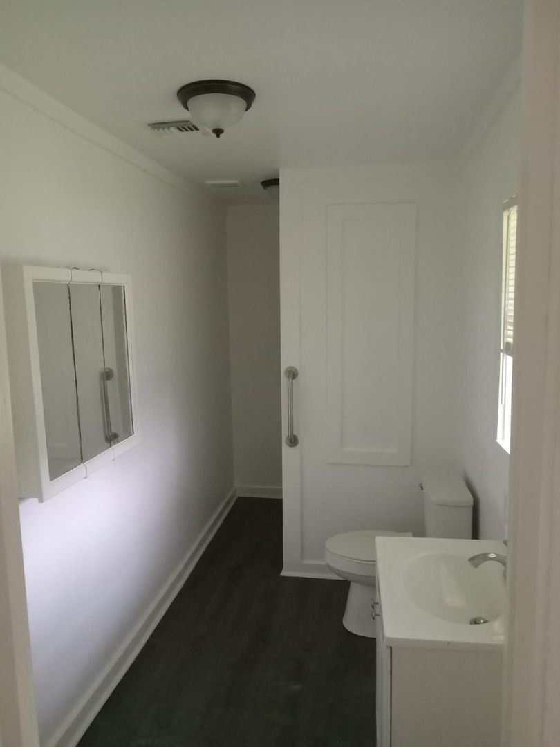 690 Avenue E Property Photo 4