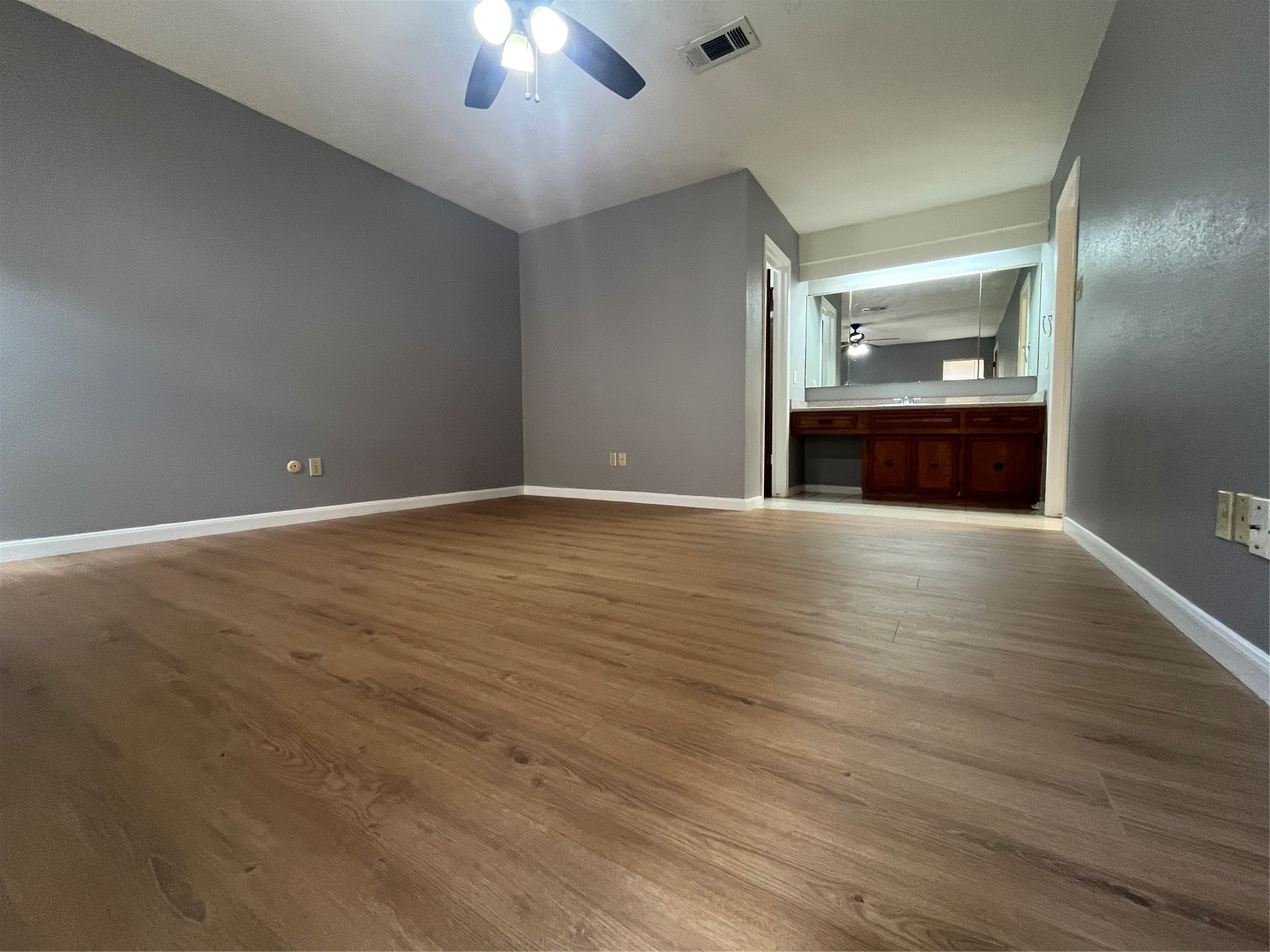 16454 Hickory Knoll Drive Property Photo 10