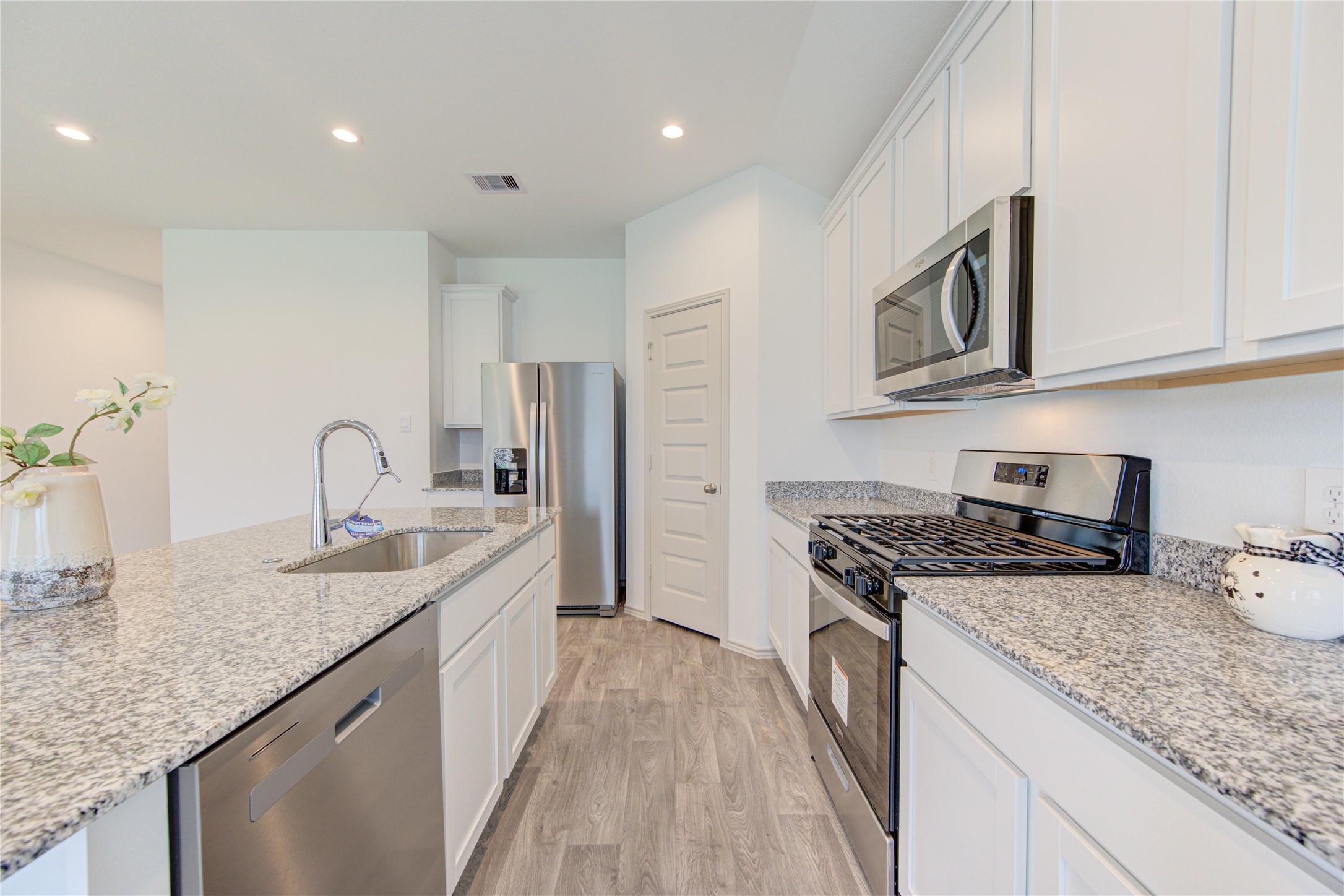7315 Sunset Creek Drive Property Photo 16