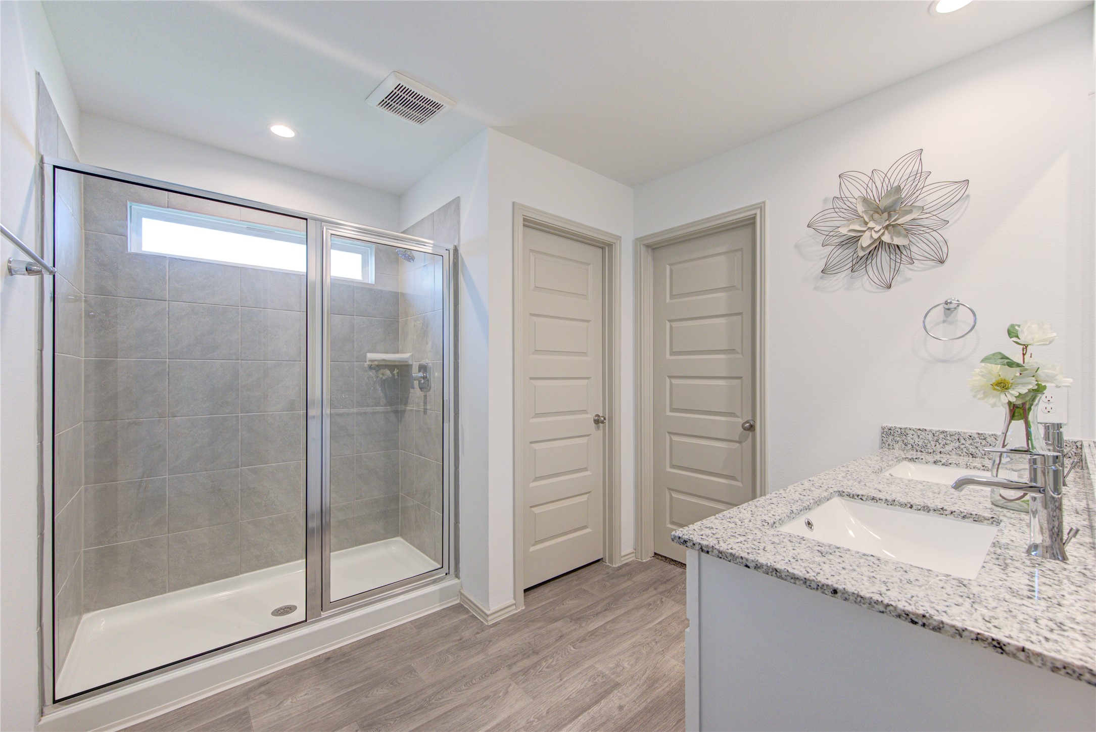 7315 Sunset Creek Drive Property Photo 24