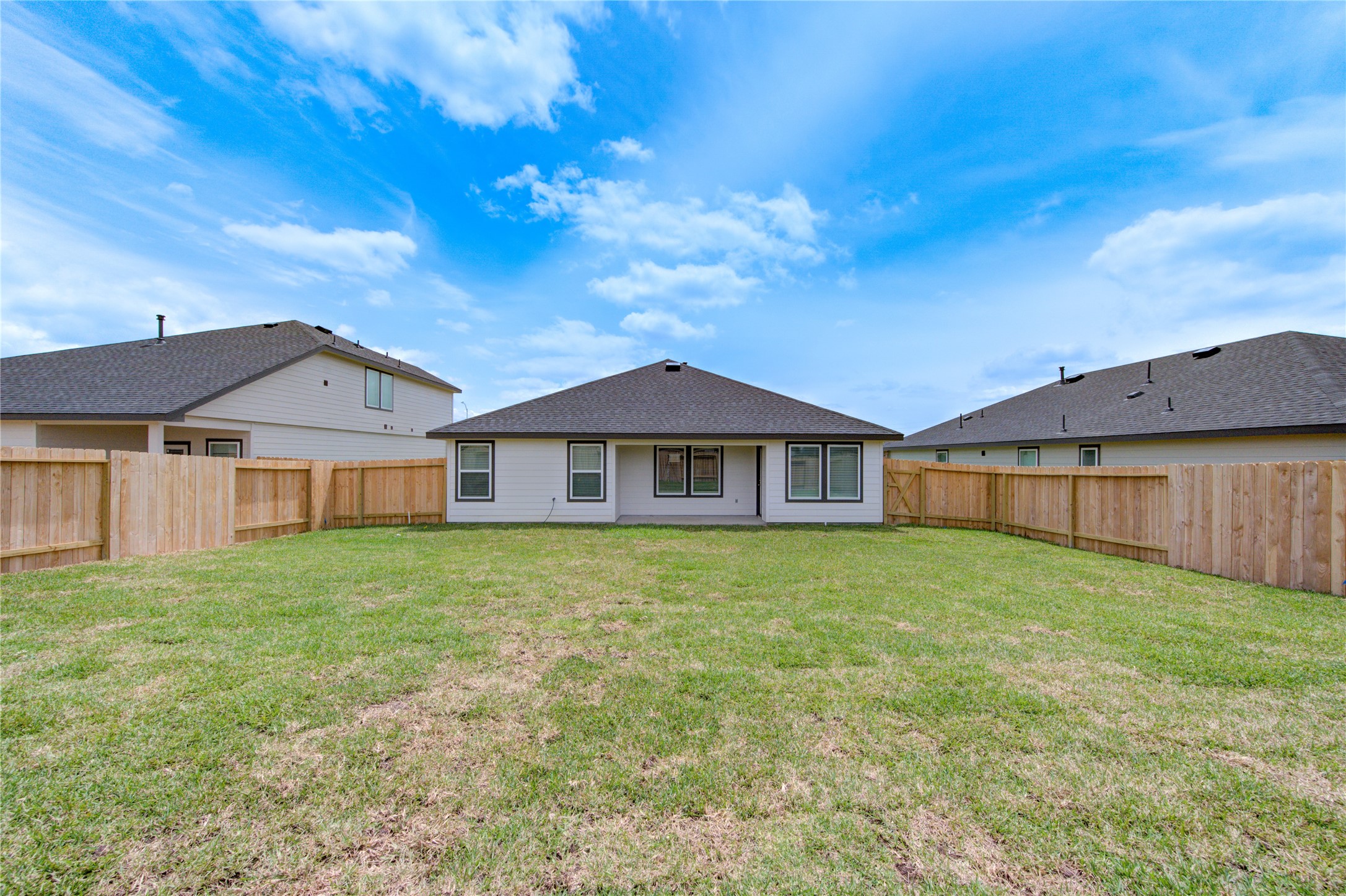 7315 Sunset Creek Drive Property Photo 30