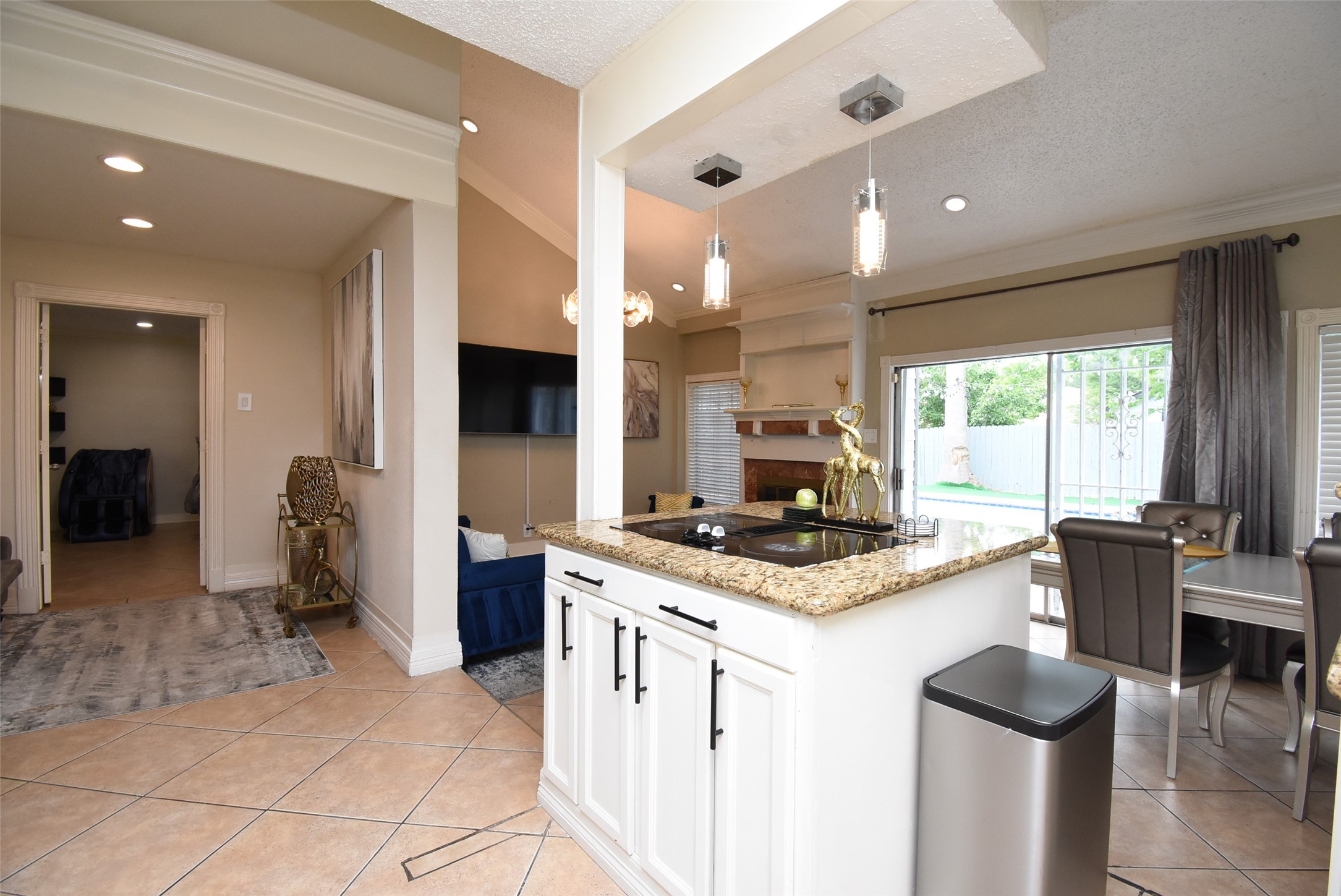7726 Miller Glen Lane Property Photo 14