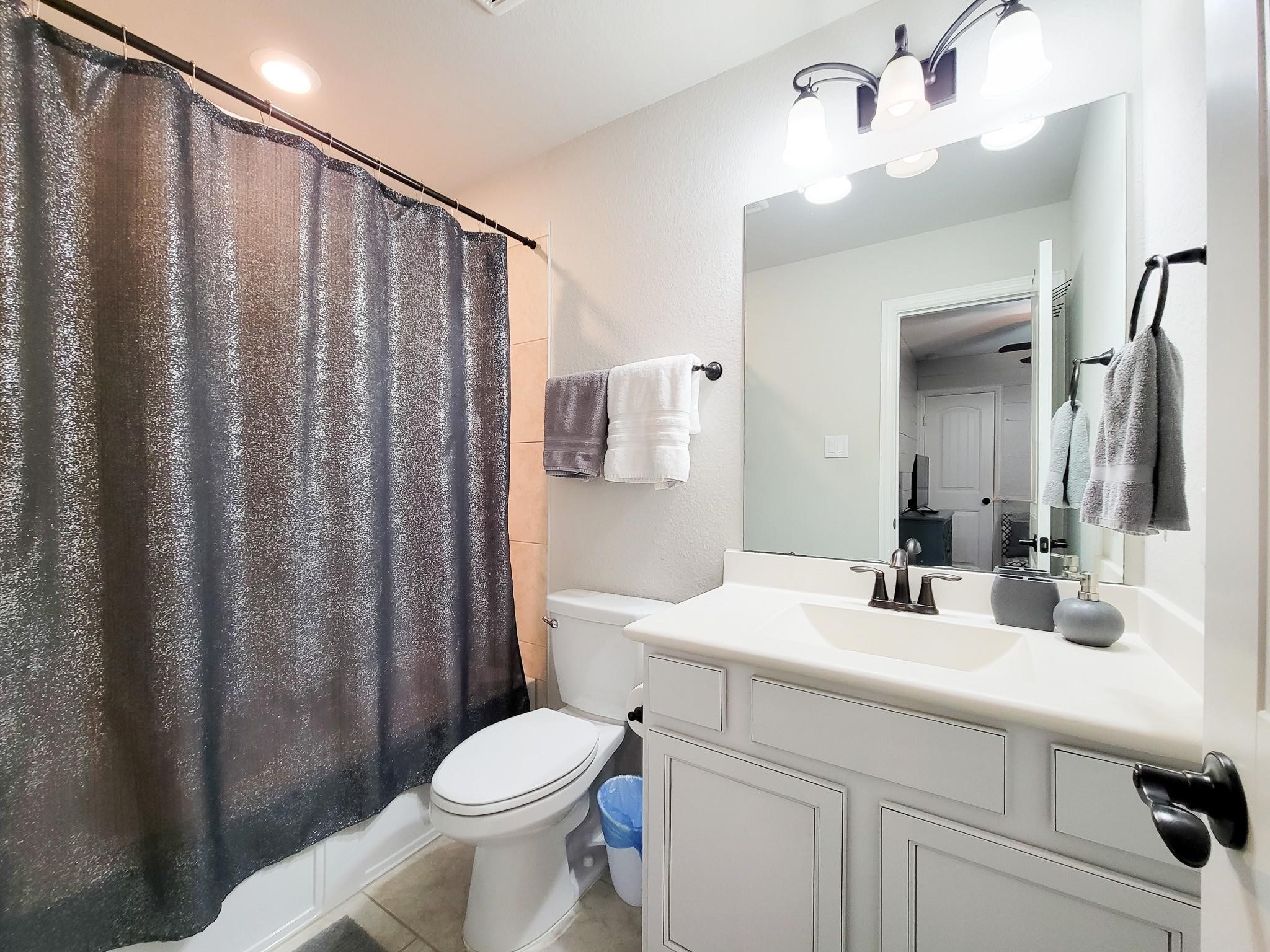 22902 Henderson Row Drive Property Photo 45