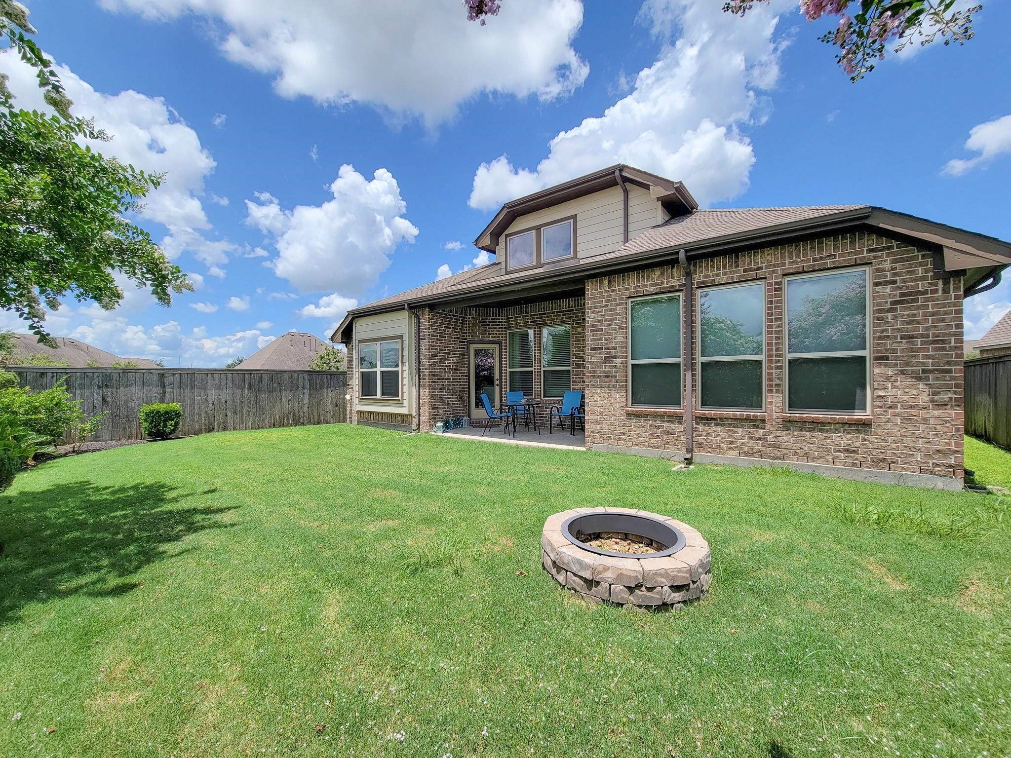 22902 Henderson Row Drive Property Photo 47
