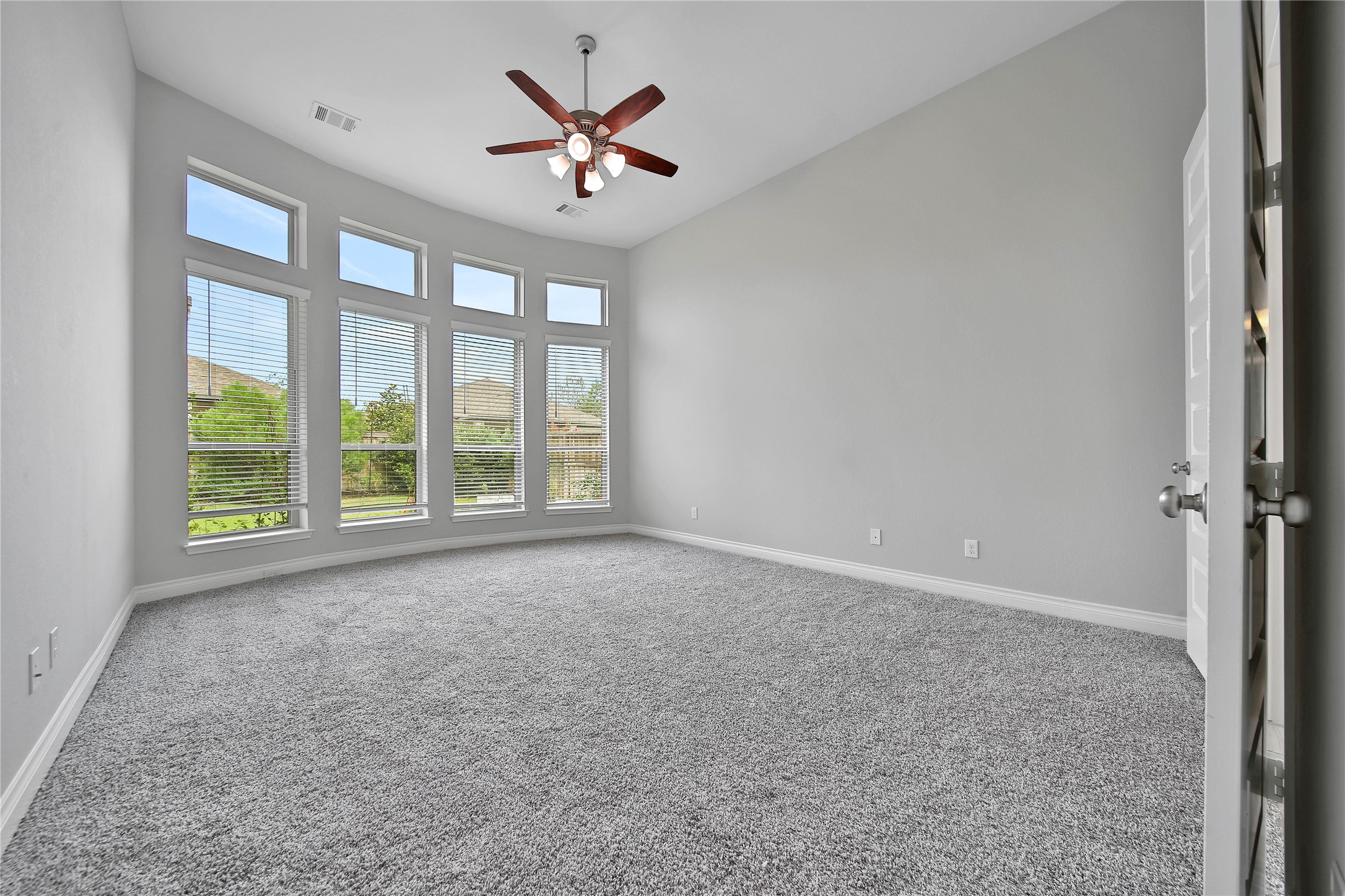 4525 Woodland Bend Court Property Photo 24