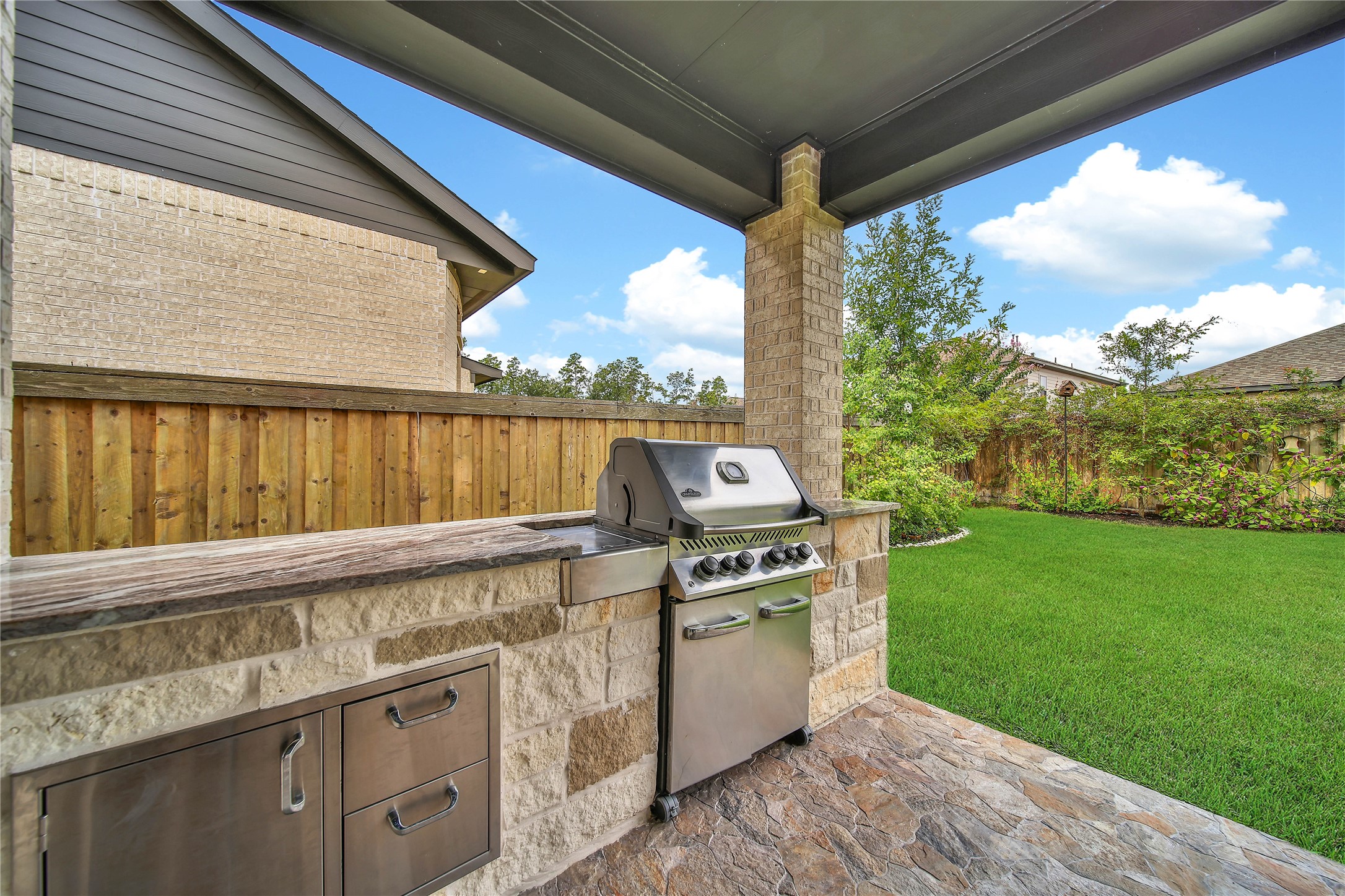 4525 Woodland Bend Court Property Photo 45