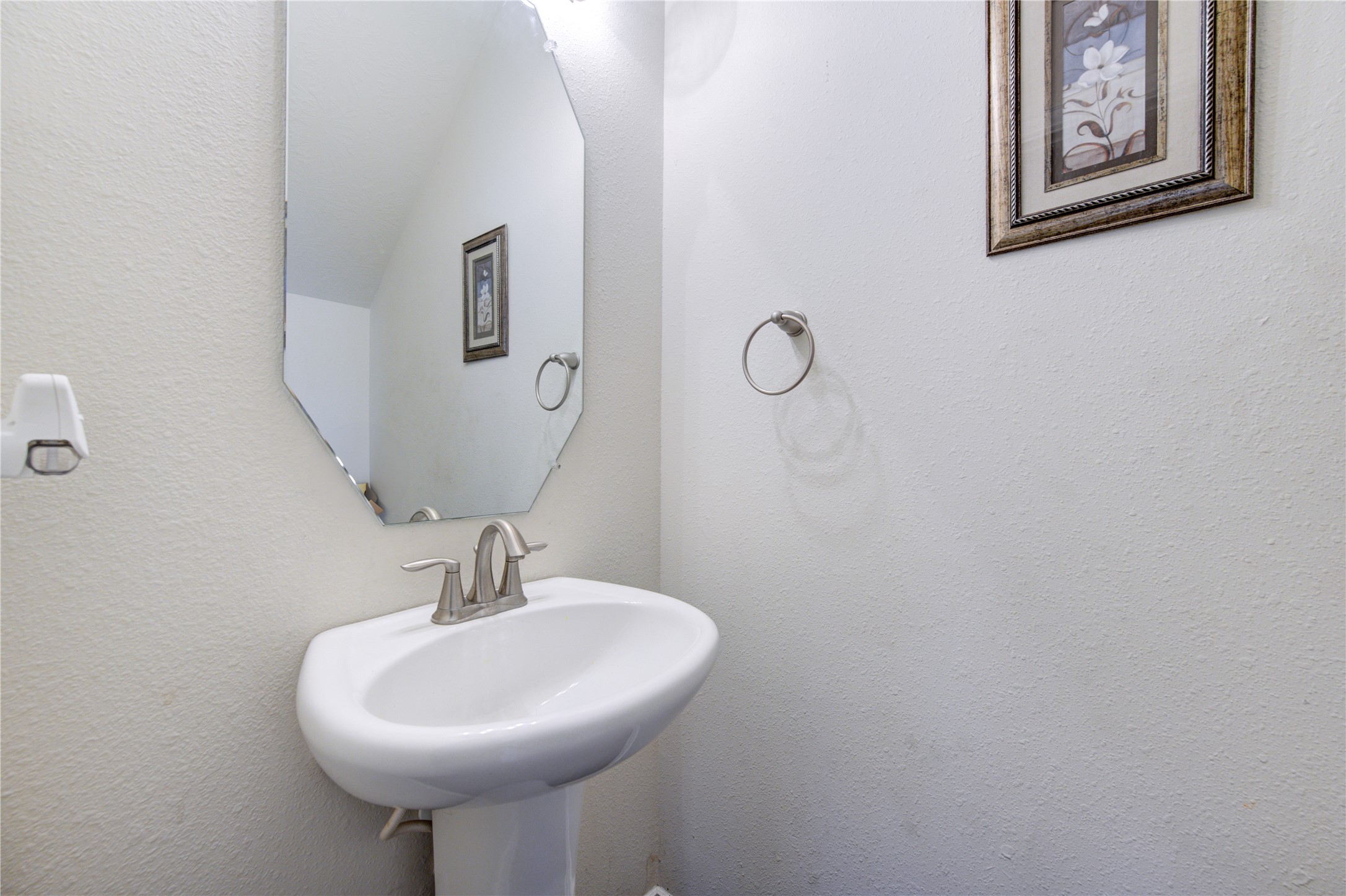 24514 Hikers Bend Drive Property Photo 20