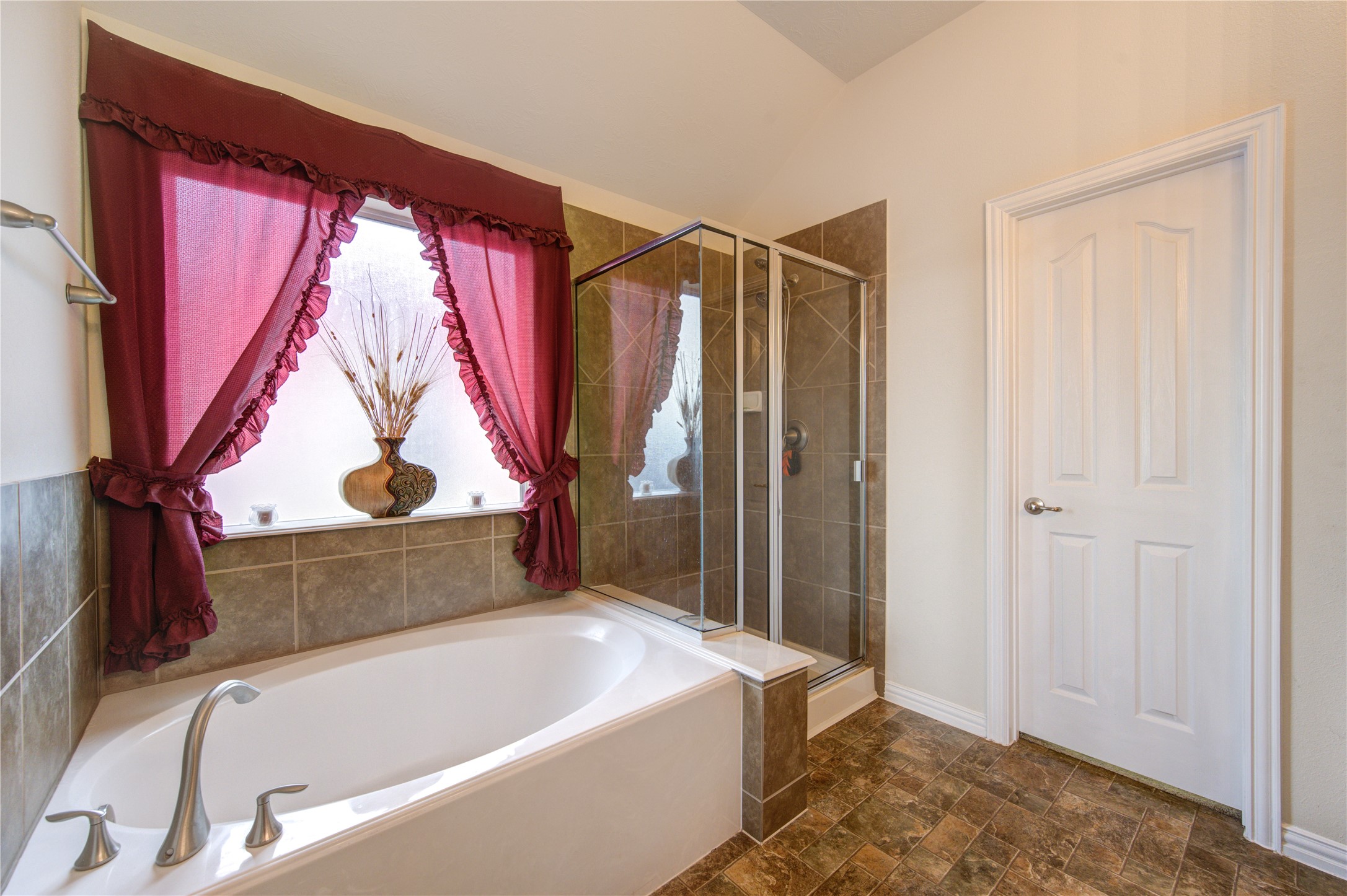 24514 Hikers Bend Drive Property Photo 25