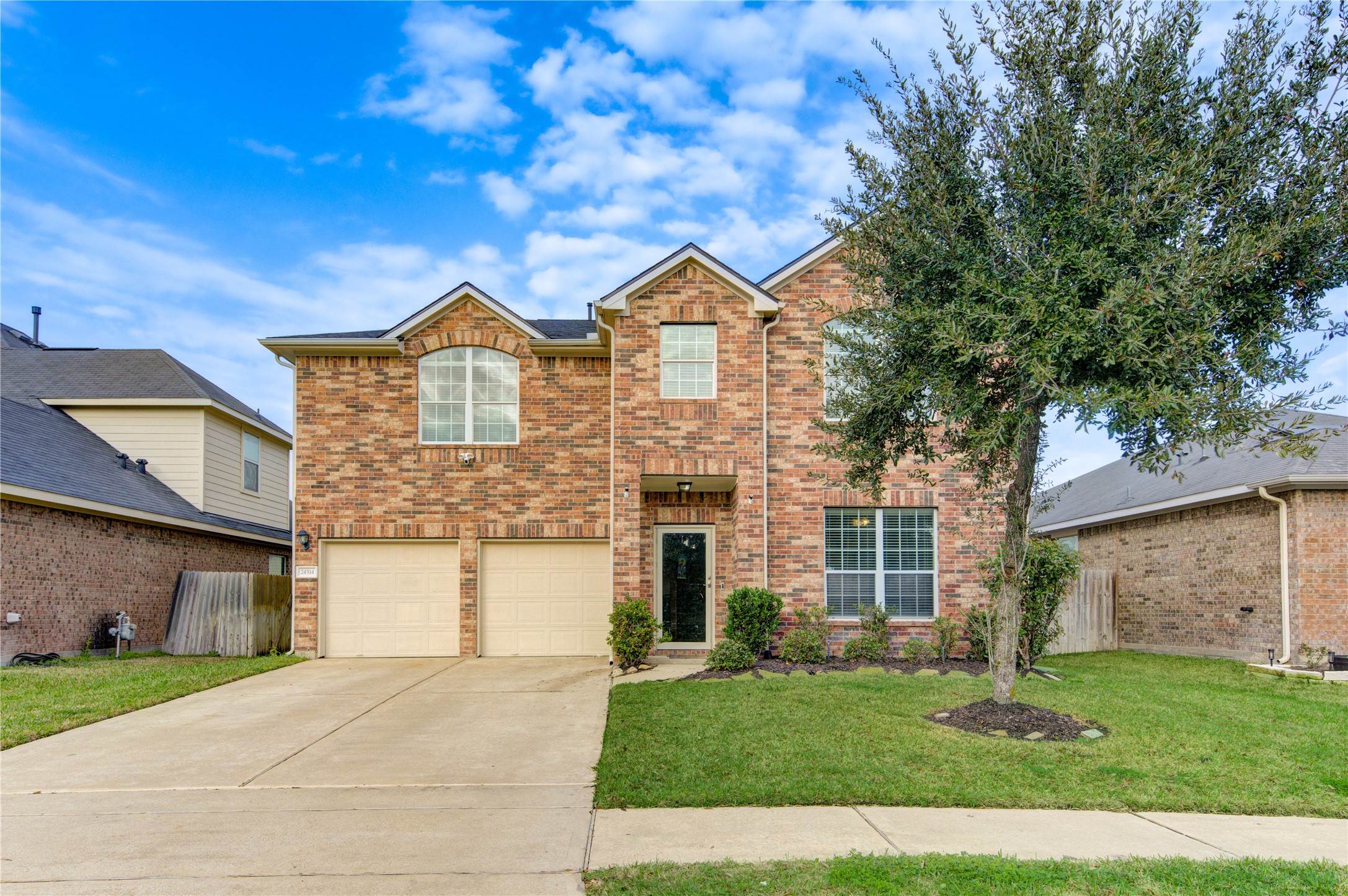 24514 Hikers Bend Drive Property Photo 39