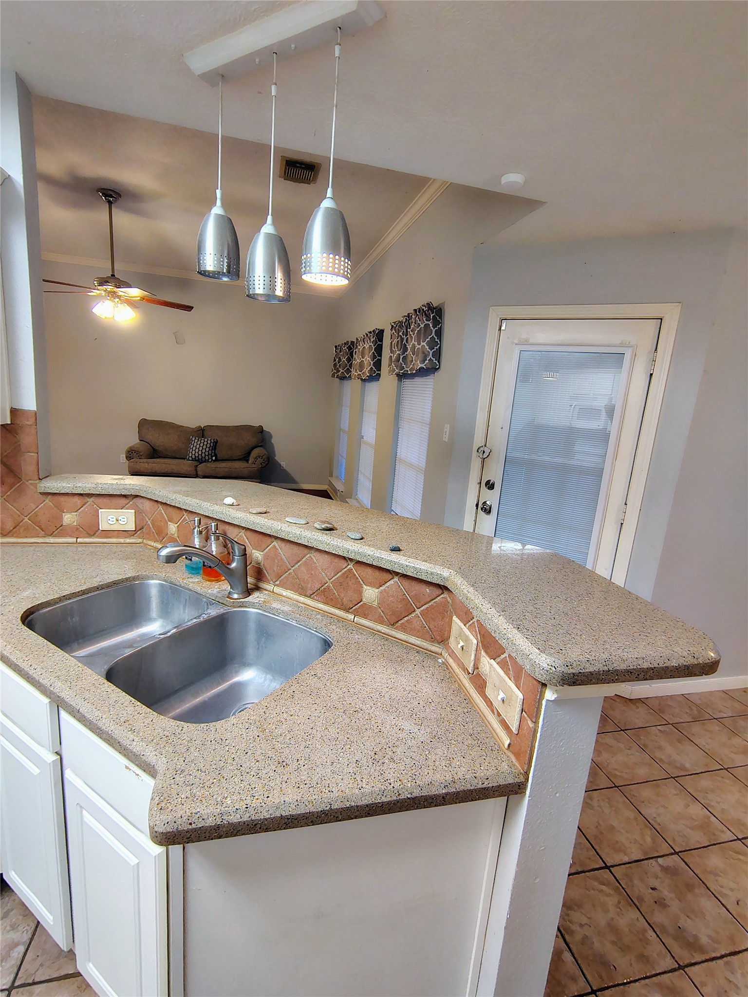 3443 Shore Shadows Drive Property Photo 20