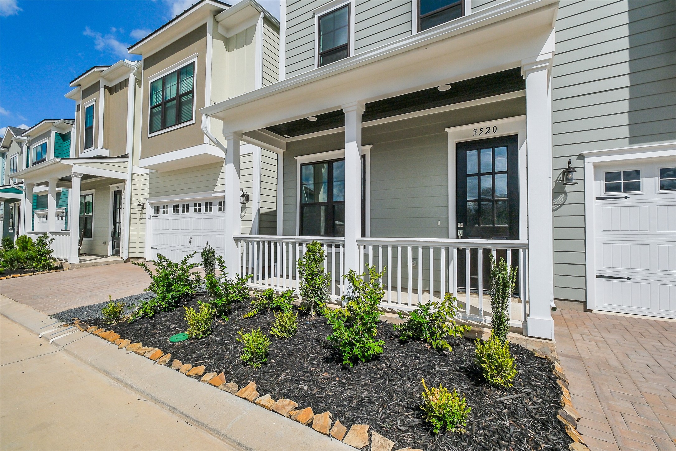 3520 Harvest Dance Drive Property Photo 4