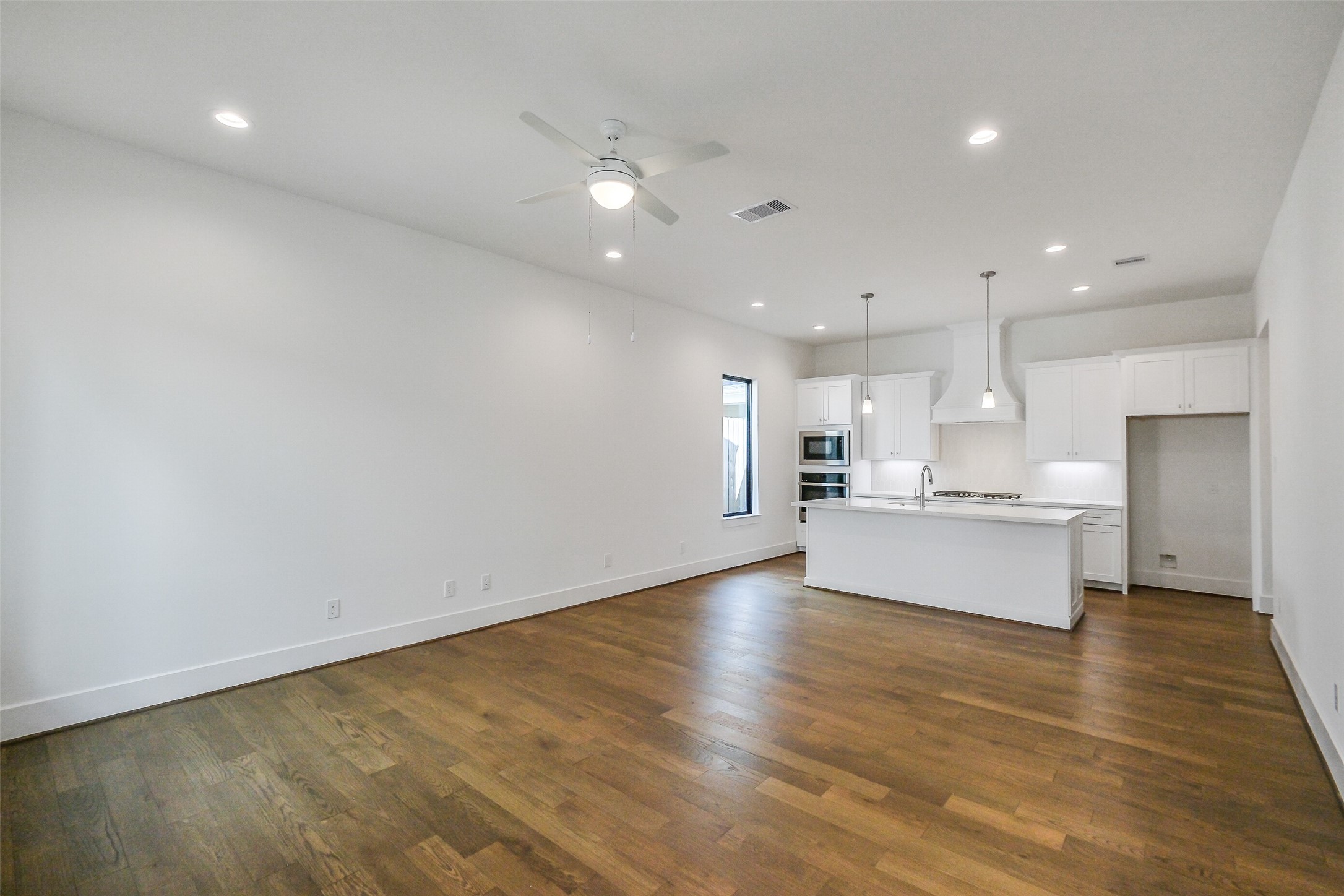 3520 Harvest Dance Drive Property Photo 12