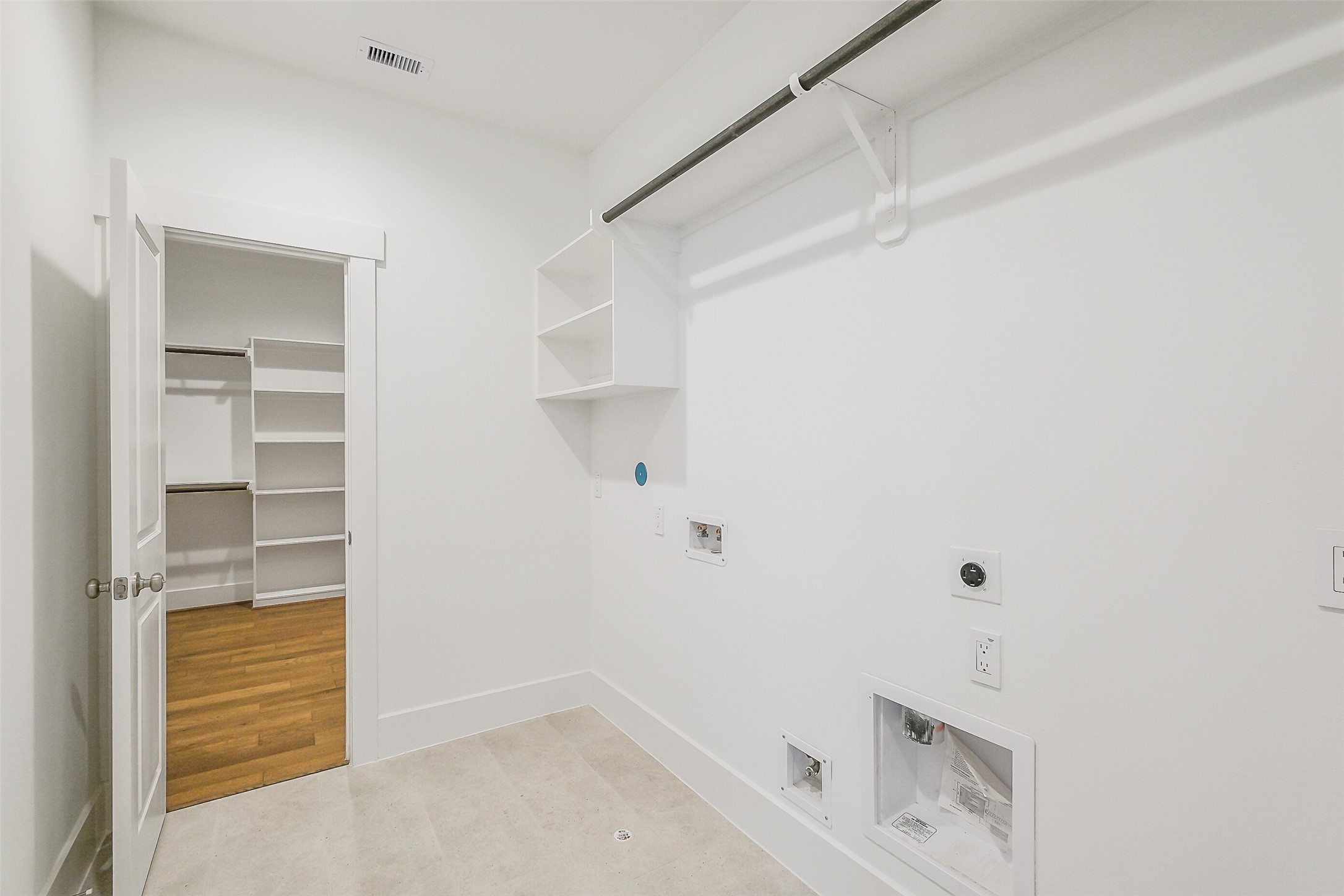 3520 Harvest Dance Drive Property Photo 44