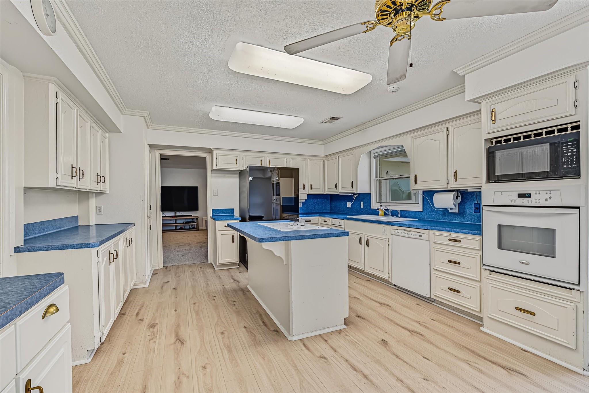 301 Fm-1011 Property Photo 12