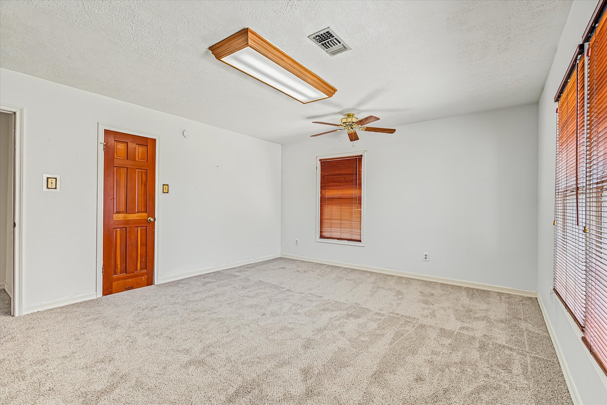 301 Fm-1011 Property Photo 30