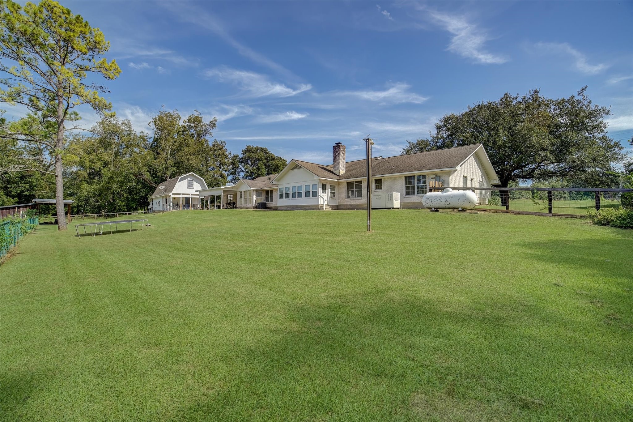301 Fm-1011 Property Photo 43
