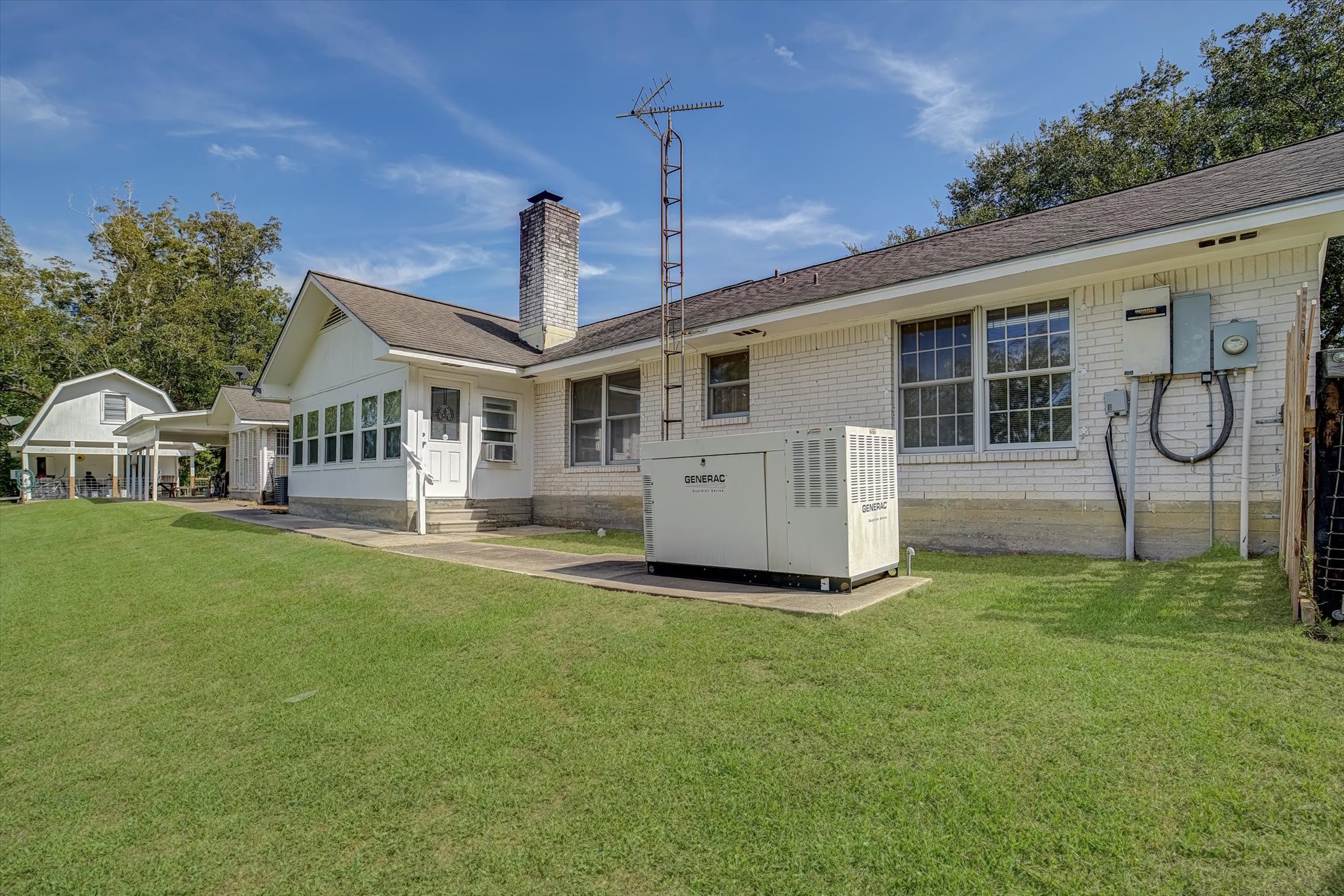 301 Fm-1011 Property Photo 44