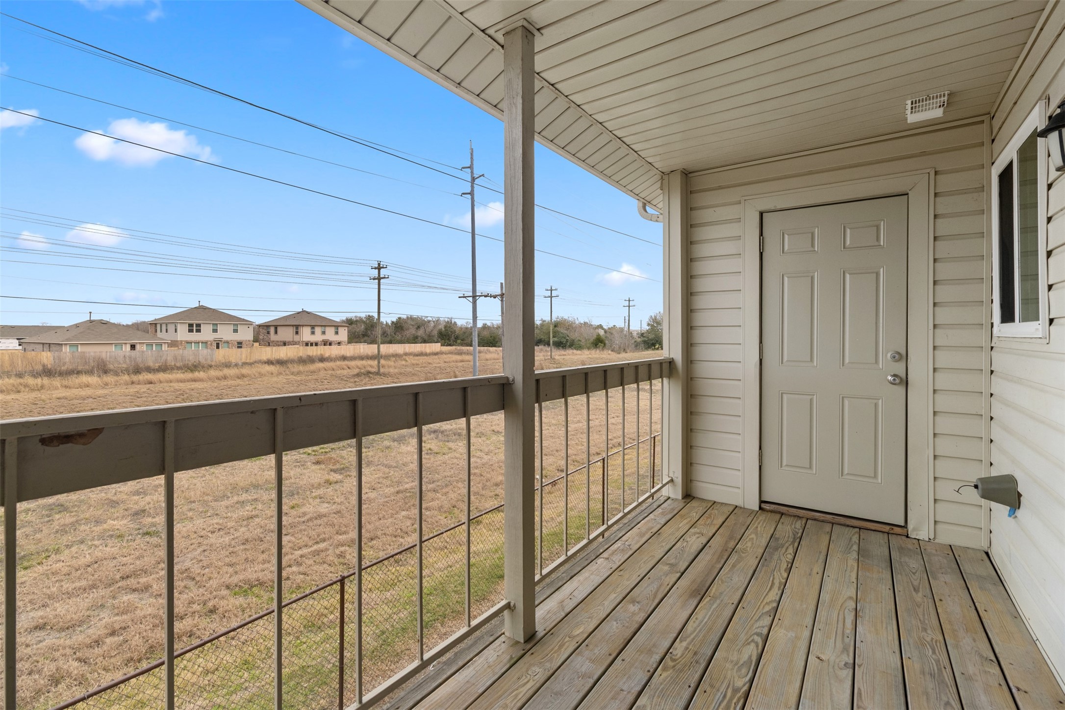 7600 Emmett F Lowry Expressway 1102 Property Photo 11