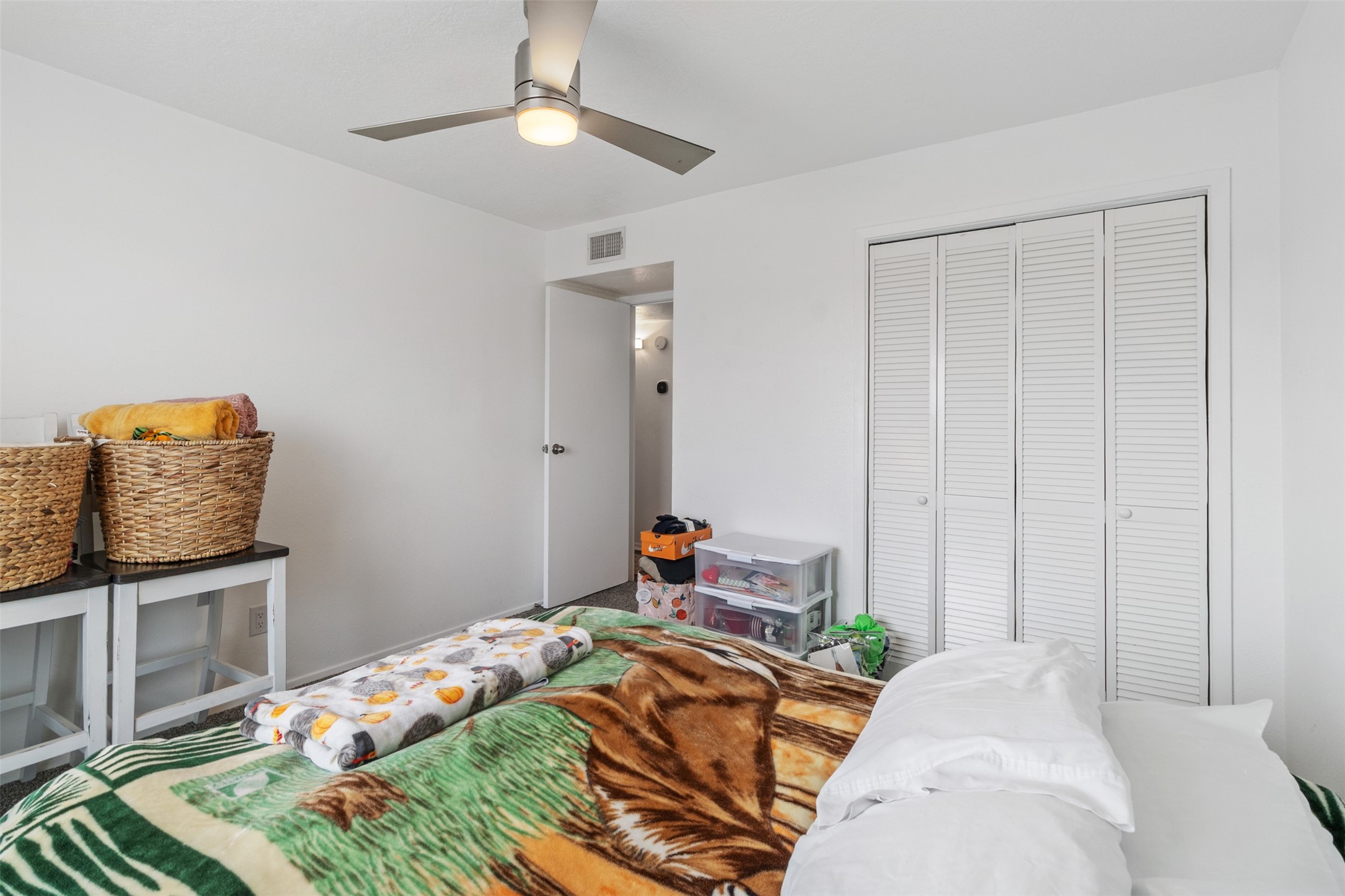 7600 Emmett F Lowry Expressway 1102 Property Photo 18
