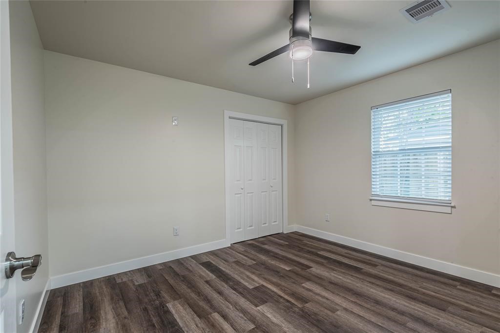 6003 De Moss Drive Property Photo 11