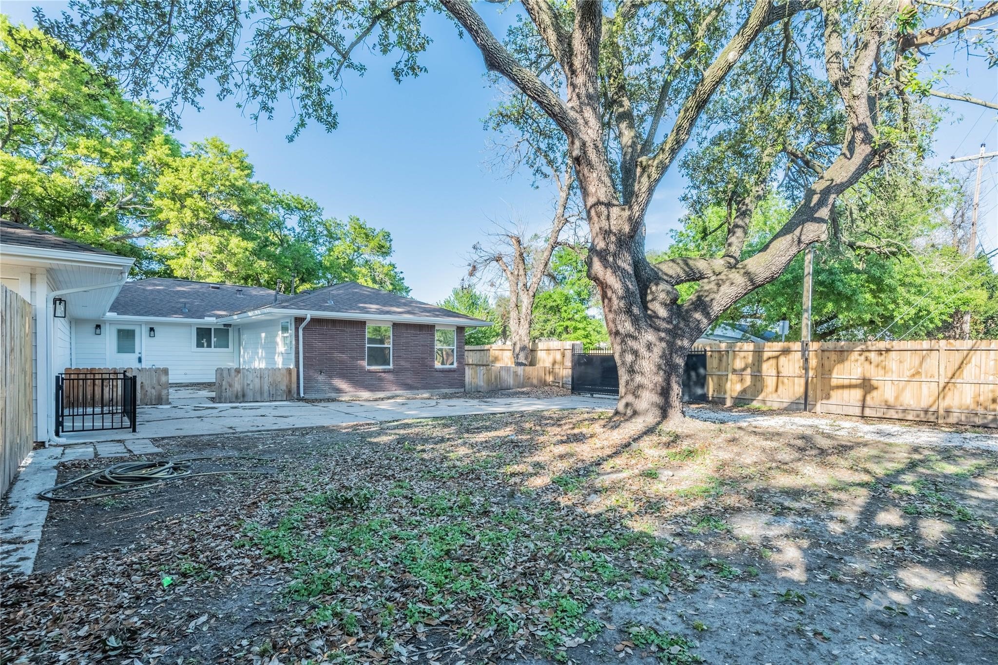 6003 De Moss Drive Property Photo 18