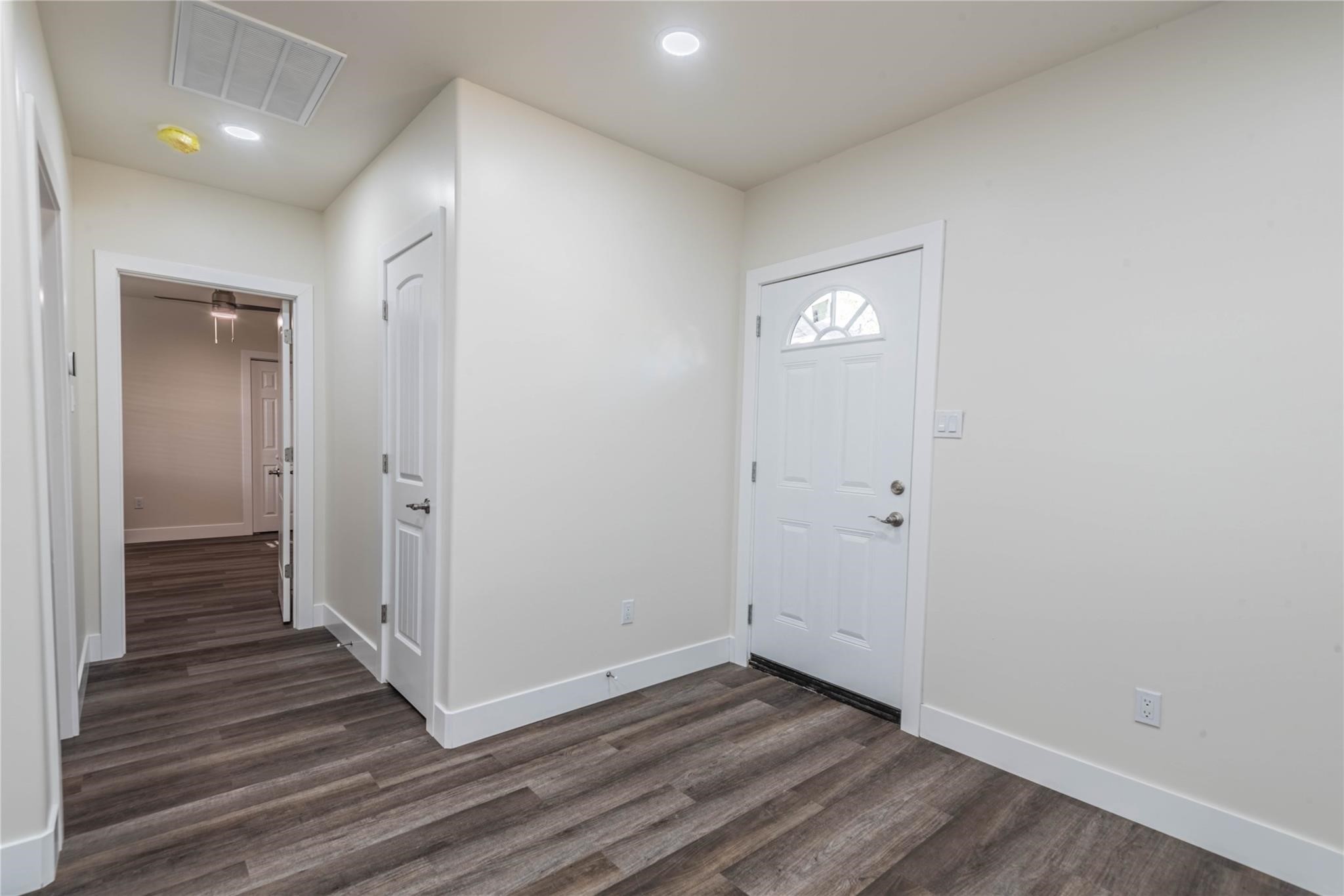6003 De Moss Drive Property Photo 31