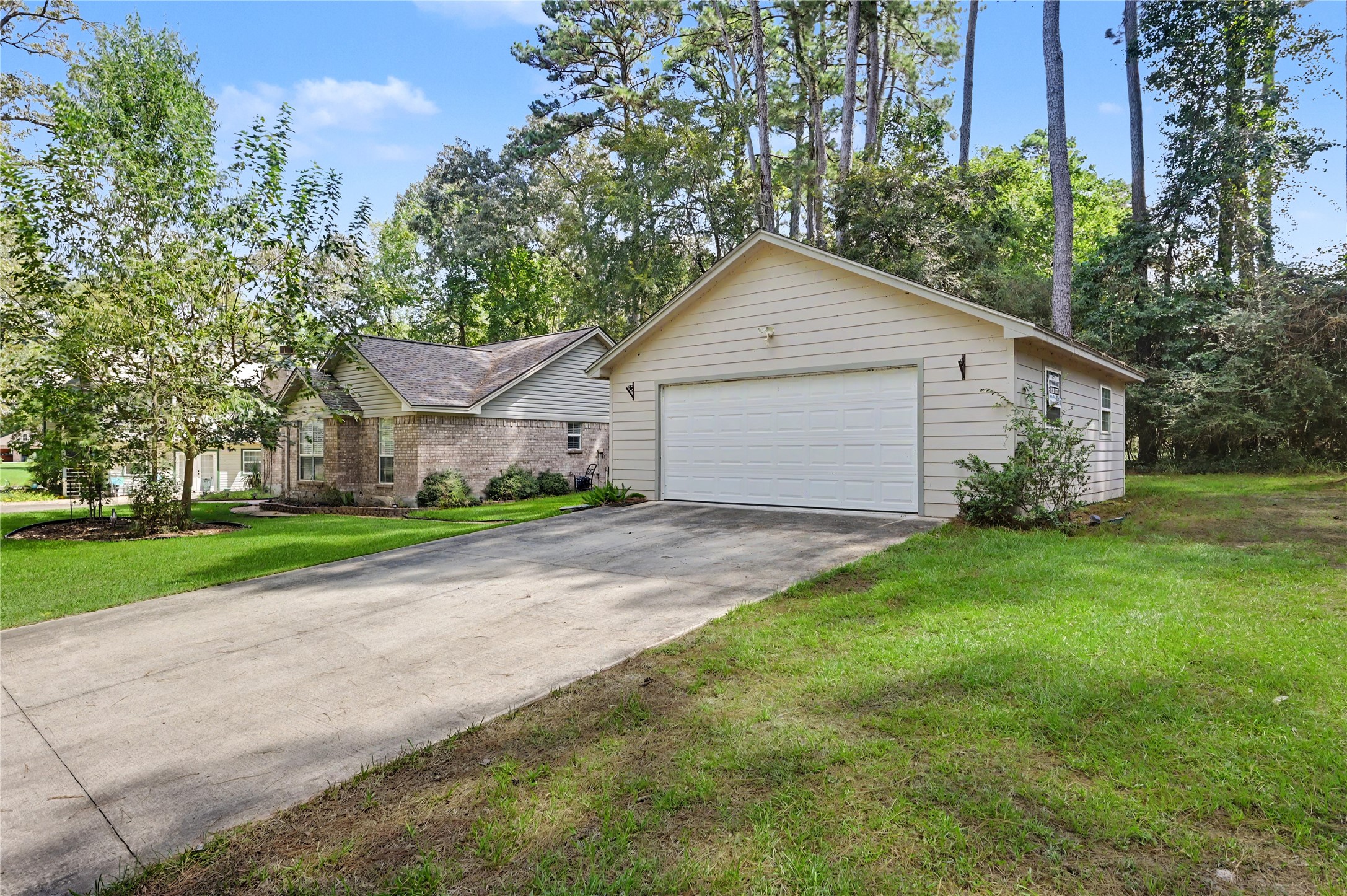 80 Indian Harbor Property Photo 2