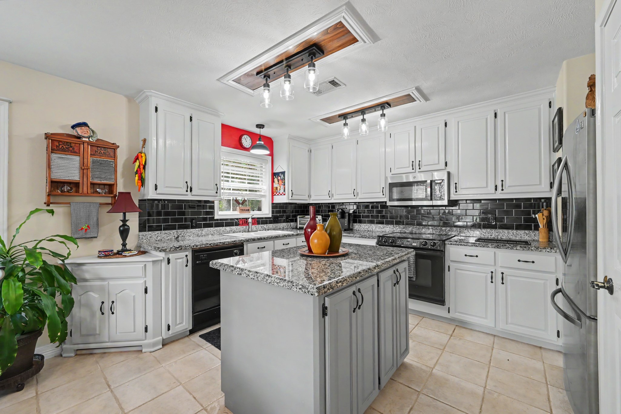 80 Indian Harbor Property Photo 6